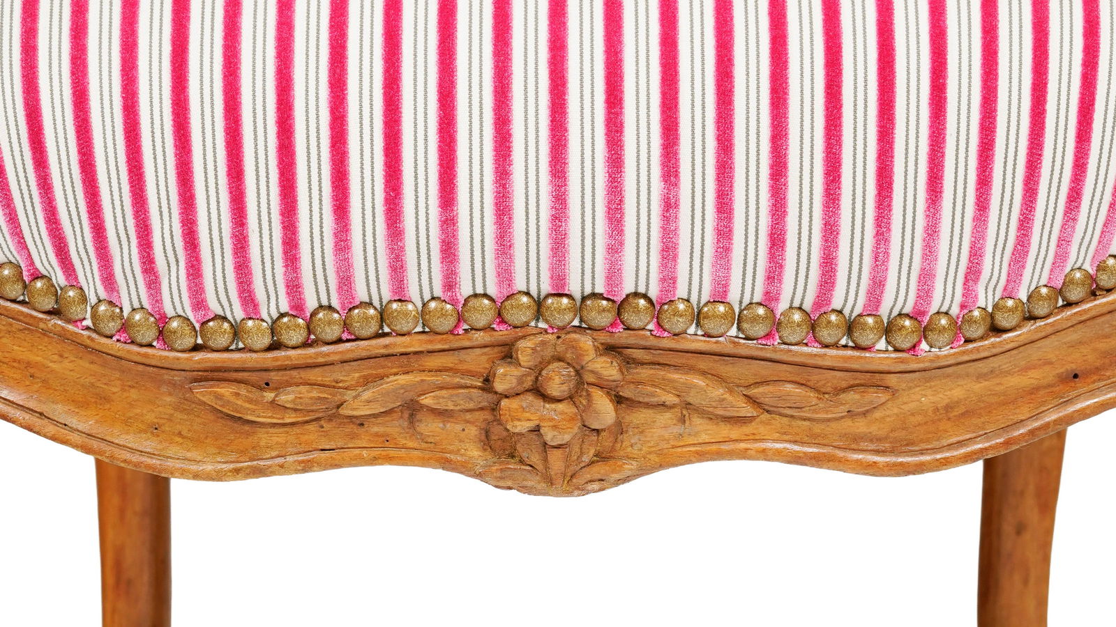 Fauteuil d'époque Louis XV estampillé M.DELAPORTE, en noyer mouluré et sculpté d - 3