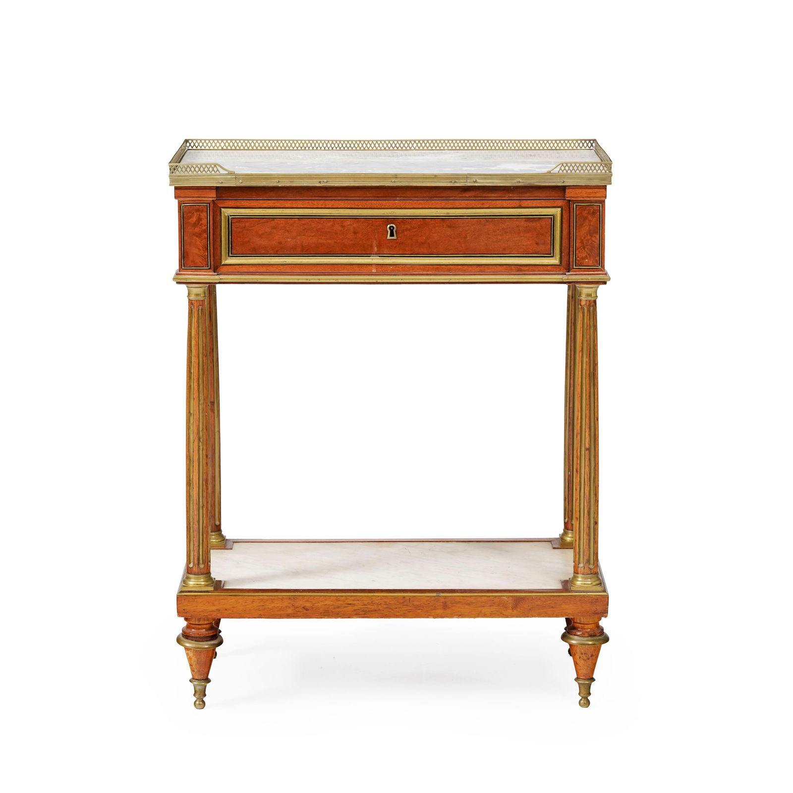 Petite desserte d'époque Louis XVI, en placage d'acajou et incrustations de laiton, ouvrant par: Petite desserte d'époque Louis XVI, en placage d'acajou et incrustations de laiton, ouvrant par un tiroir en ceinture, plateau en marbre blanc ceint d'une galerie ajourée, montants cannel