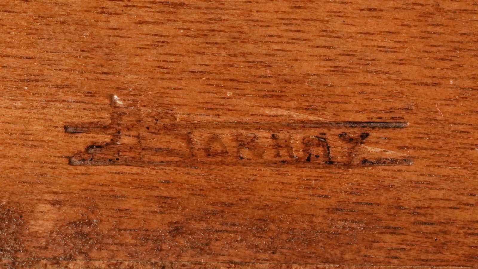 Buffet par André Sornay (1902-2000), en acajou et placage d'acajou animé par un cloutage e - 3