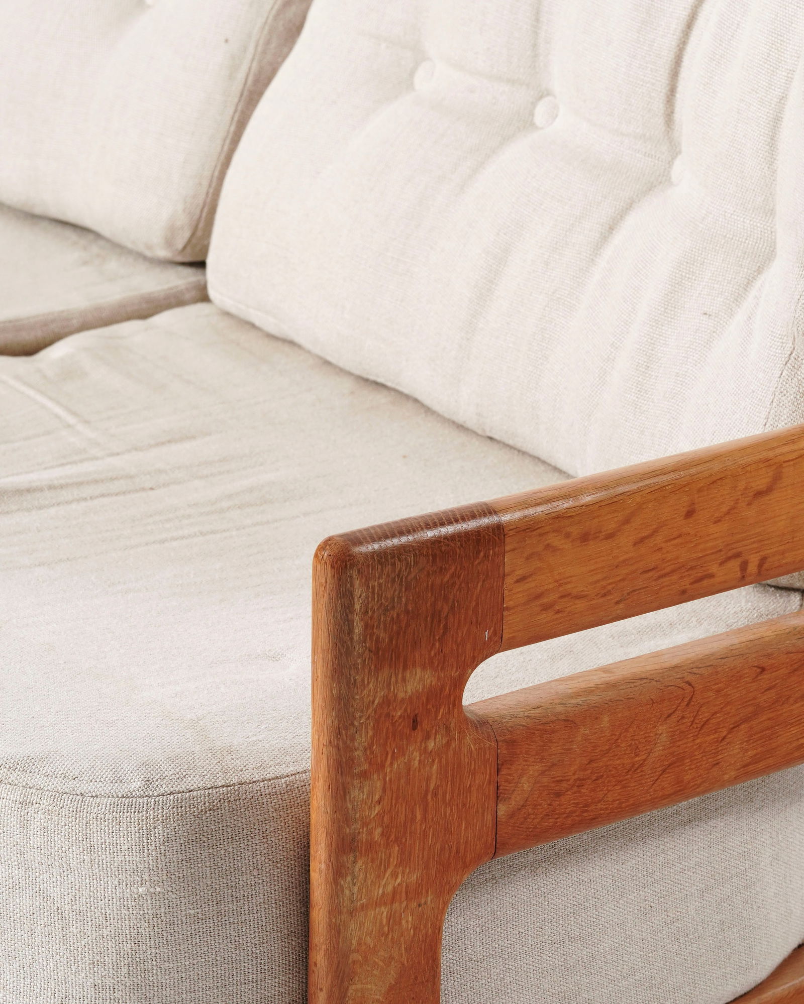 Canapé par Robert Guillerme (1913-1990) et Jacques Chambron (1914-2001), structure en chên - 2