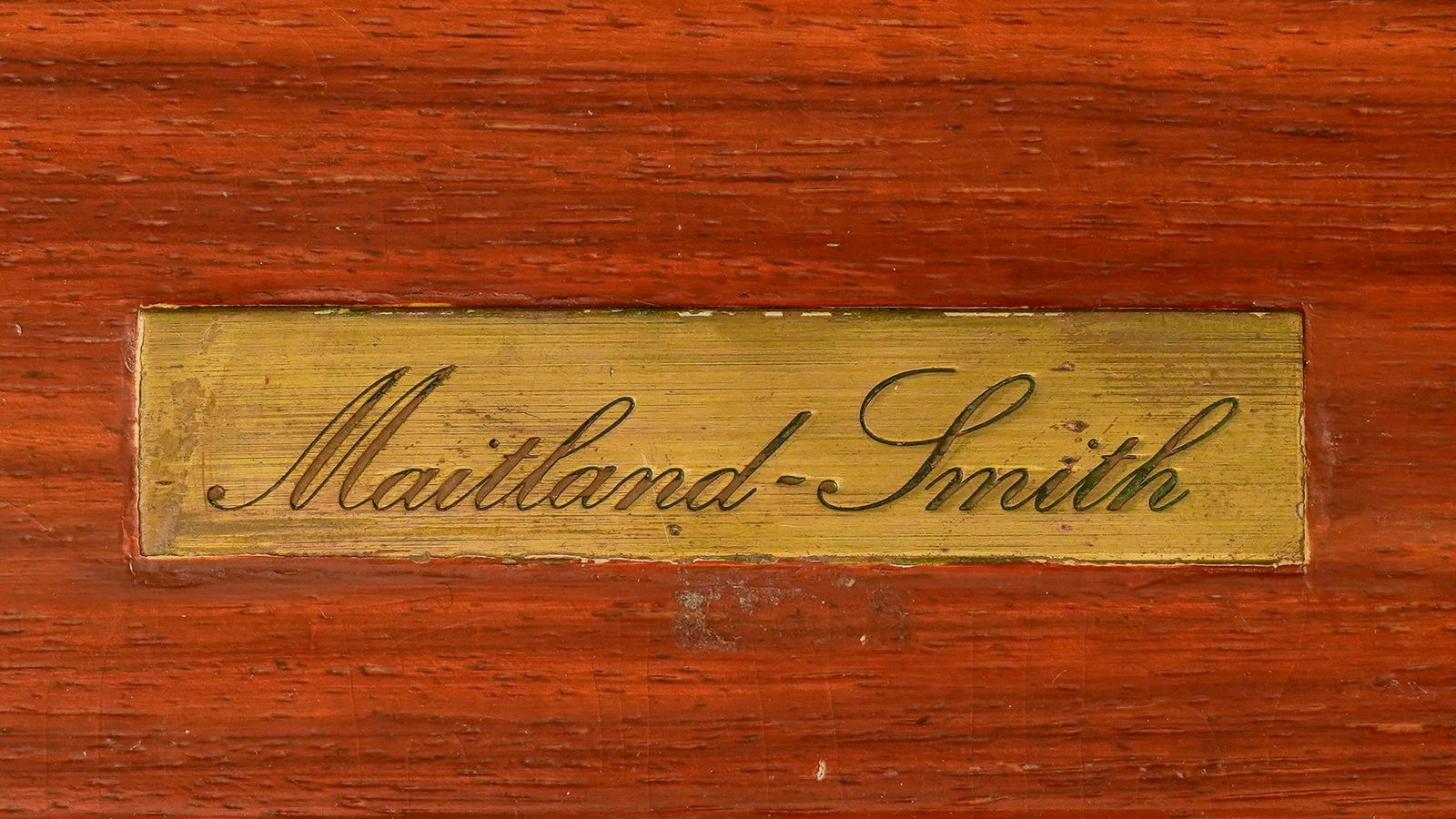 Commode par la maison Maitland-Smith, Angleterre, fin du XXe s., à structure en pierre reconsti - 4