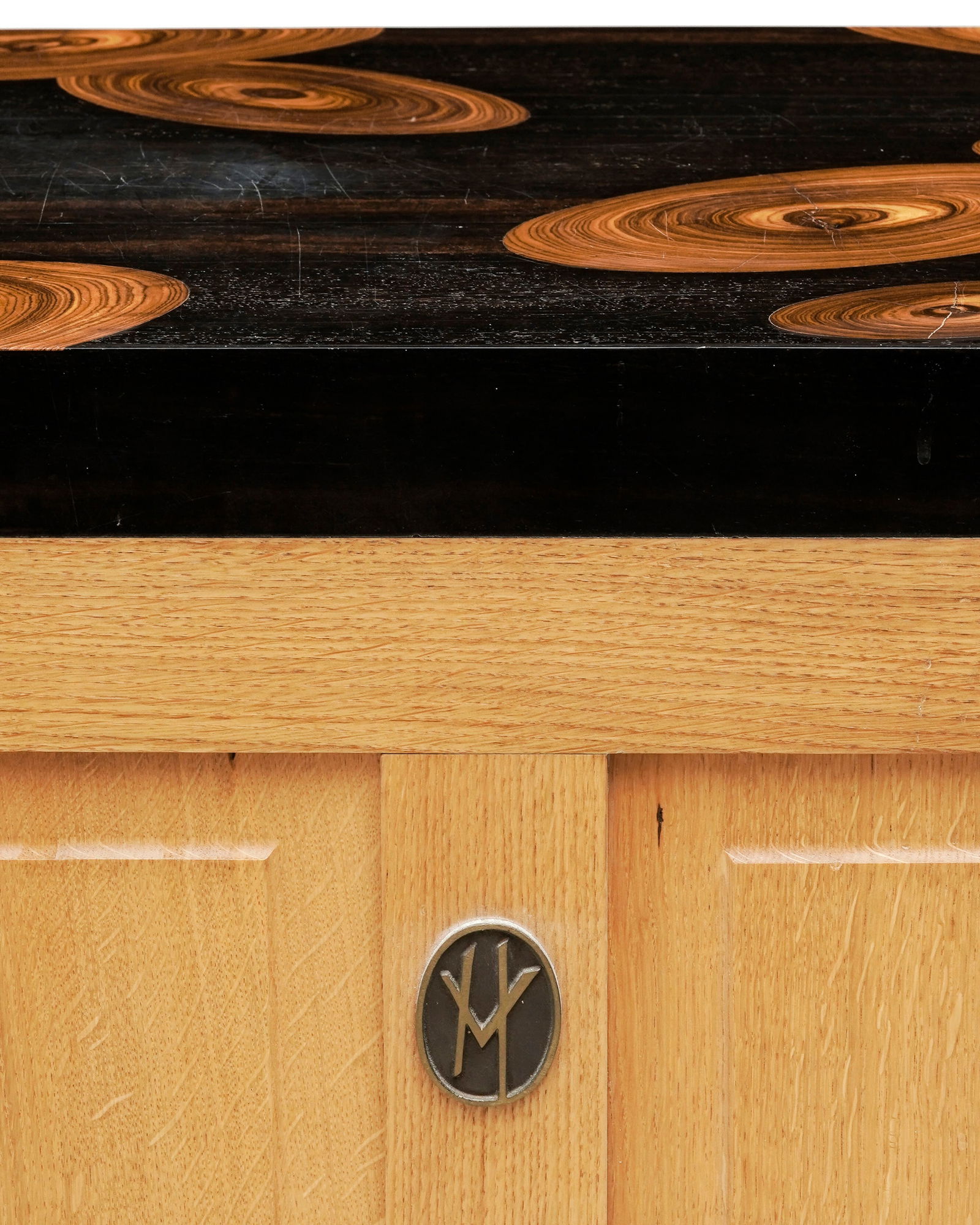 Cabinet Particules par Hervé van der Straeten (né en 1965), en bois d'ébène marq - 3