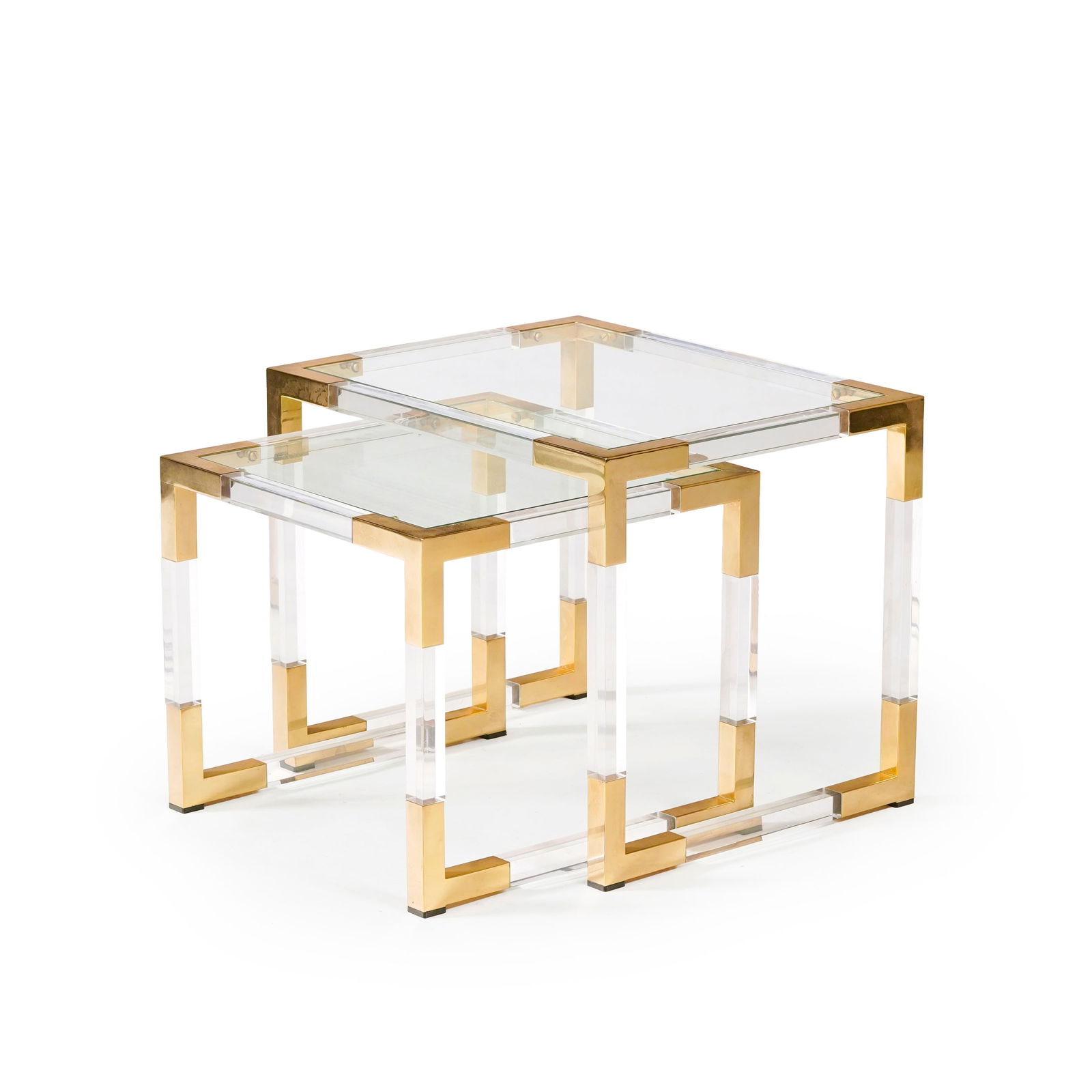 2 tables gigognes, circa 1980, structure en plexiglas et métal doré, plateau en verre, dim (1 of 2)