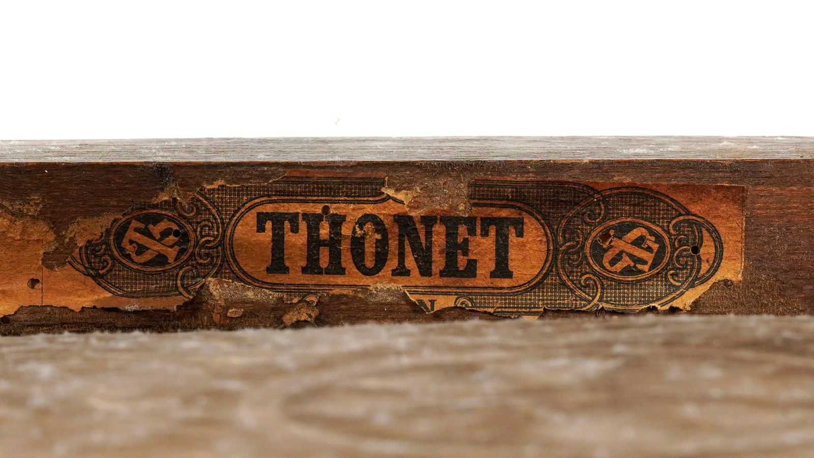 Suite de 6 chaises de bistrot par Thonet, Vienne, début du XXe s., en hêtre thermocintr - 3
