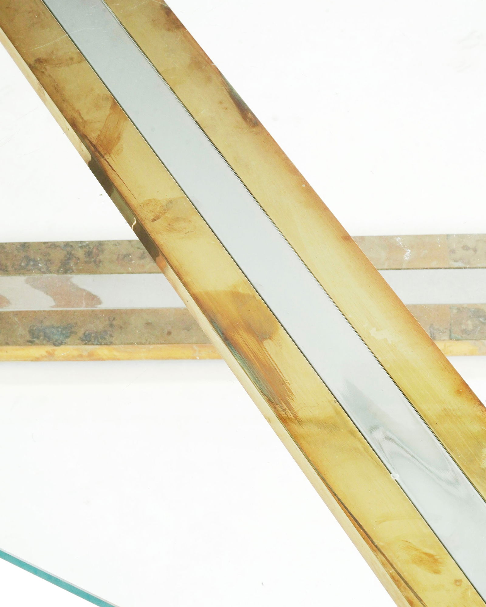 Table basse dans le goût de Willy Rizzo, circa 1970, plateau en verre reposant sur une structur - 2