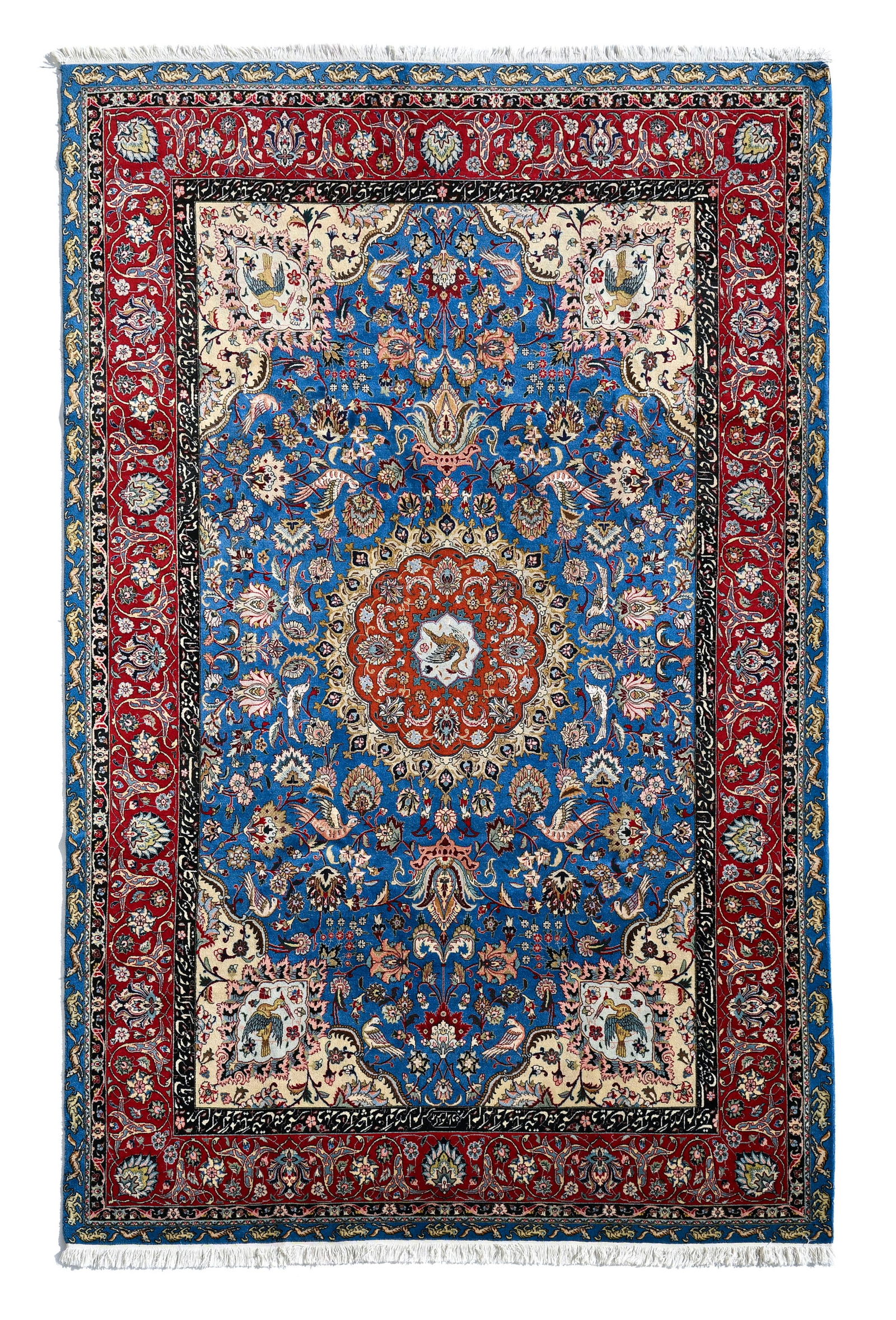 Tapis Tabriz en laine avec soie, Iran, milieu du XXe s., à médaillon central rouge entour& (1 of 1)