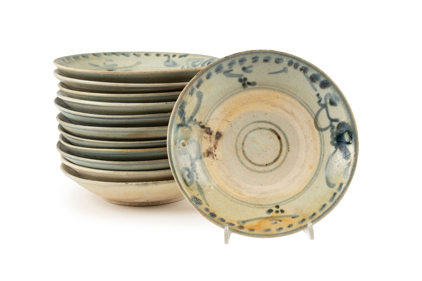 Ensemble de 12 assiettes creuses en céramique, Chine, ca 1750: issues du naufrage du Nanking Ca (1 of 2)