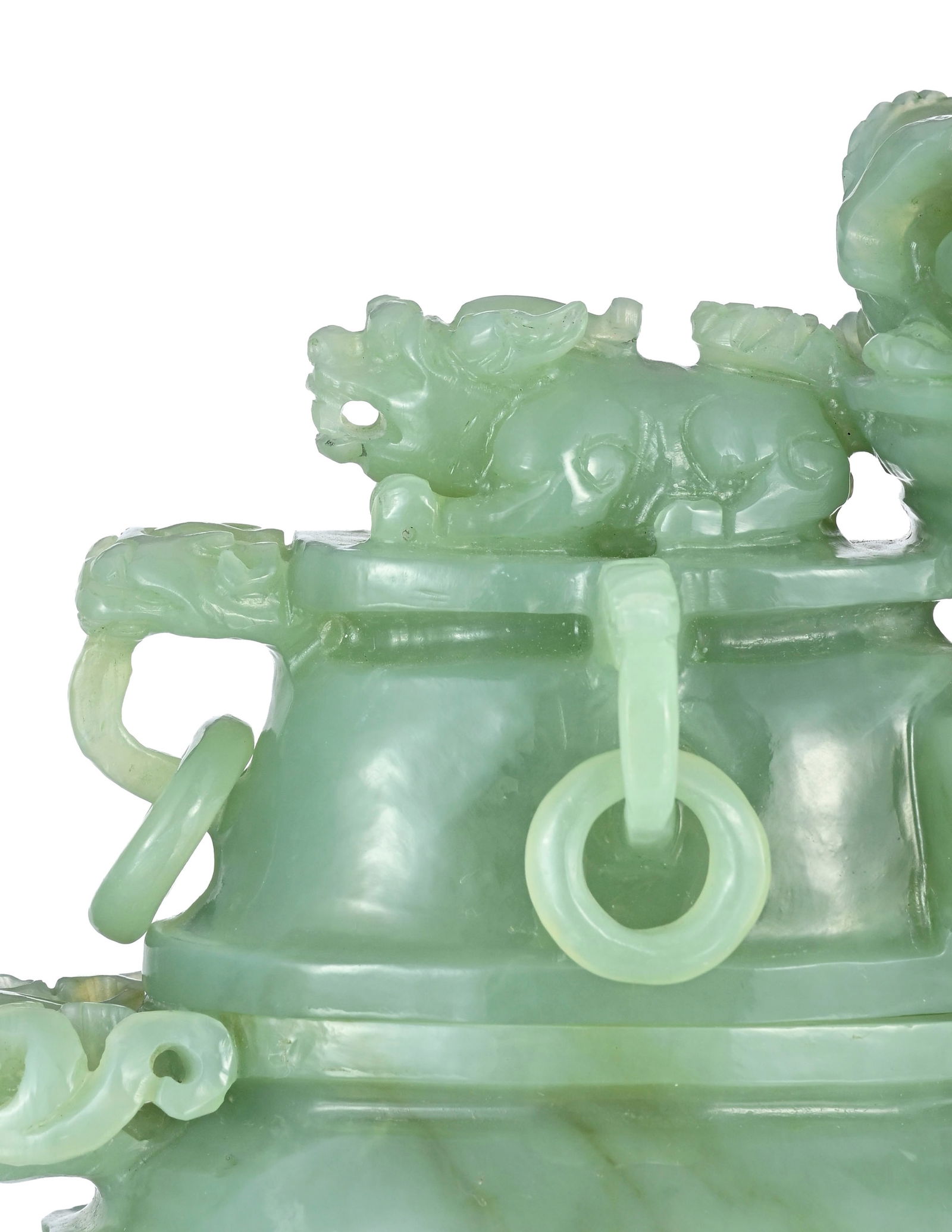 Double vase couvert en jade, Chine, décor en relief de dragons et qilin, avec caractère fu - 4