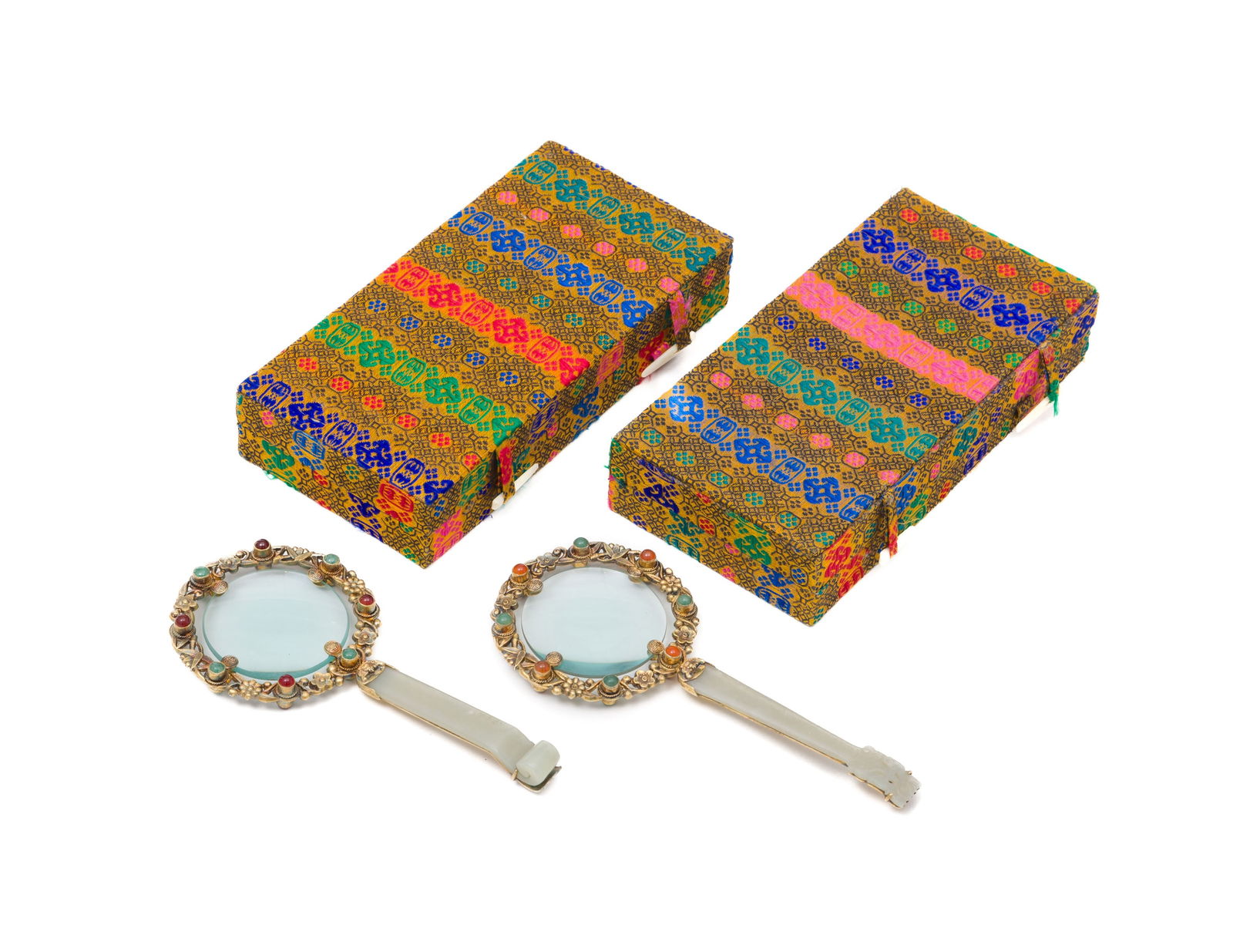 2 loupes avec monture en argent doré et pierres dures, Chine, XXe s., chaque monture en argent  - 3