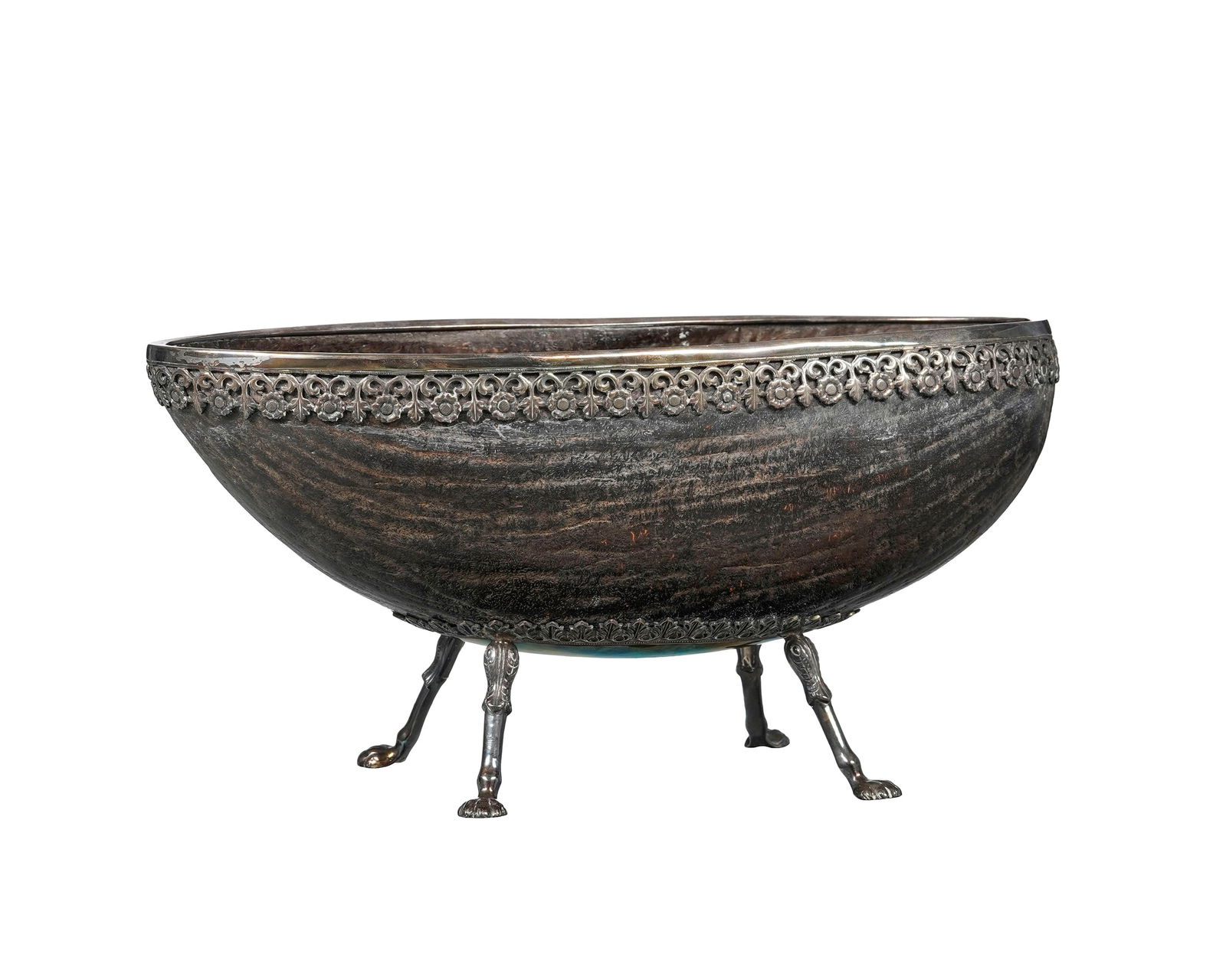 Récipient en coco de mer avec monture en argent, Inde, Gujarat, Bhuj, époque du Raj britan (1 of 3)