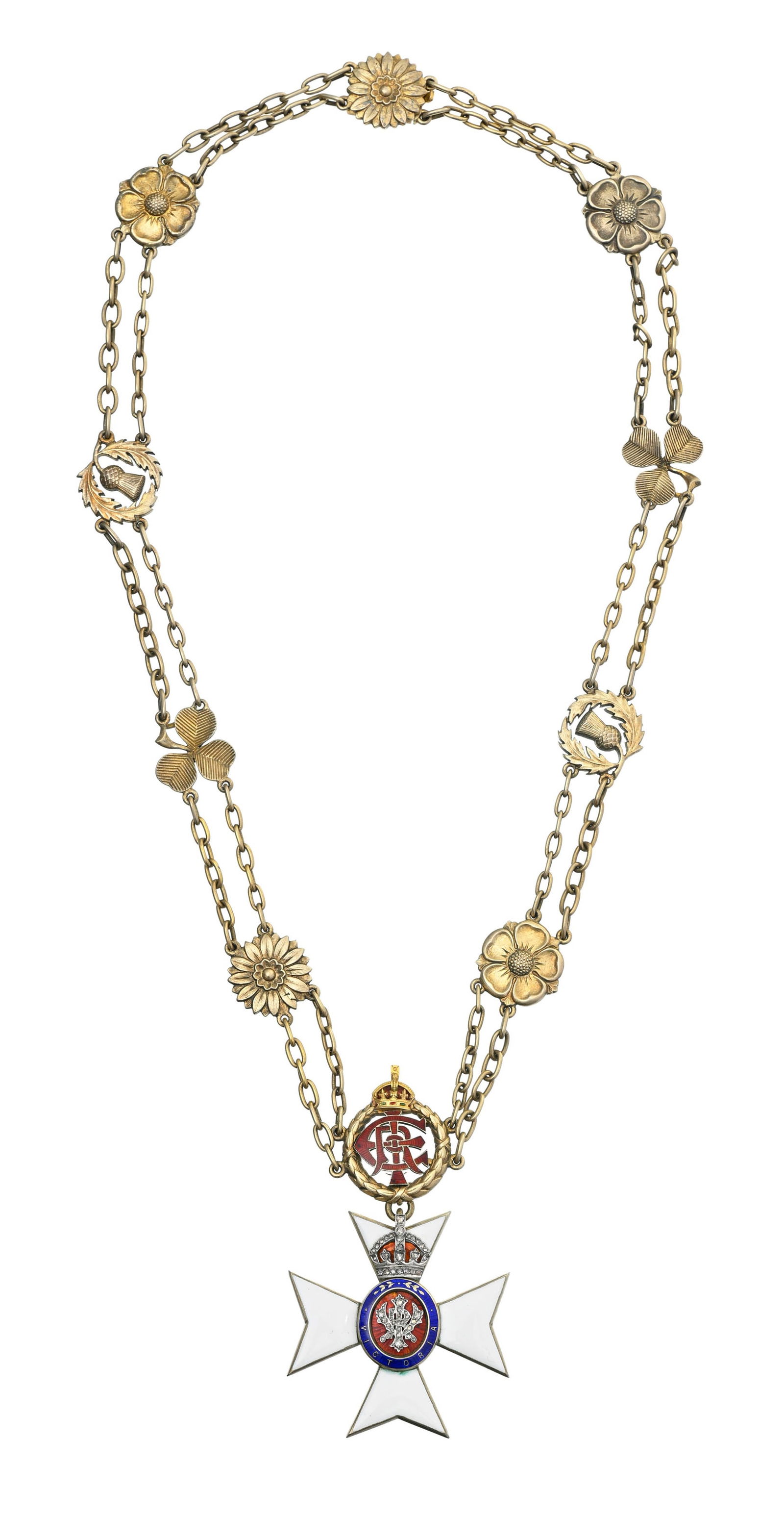 Royaume-Uni, Chaîne Royale de Victoria, créée en 1902 par Édouard VII, en vermei: Royaume-Uni, Chaîne Royale de Victoria, créée en 1902 par Édouard VII, en vermeil, diamants et émail. La chaîne se compose de 9 passants alternant la rose des Tudor, le