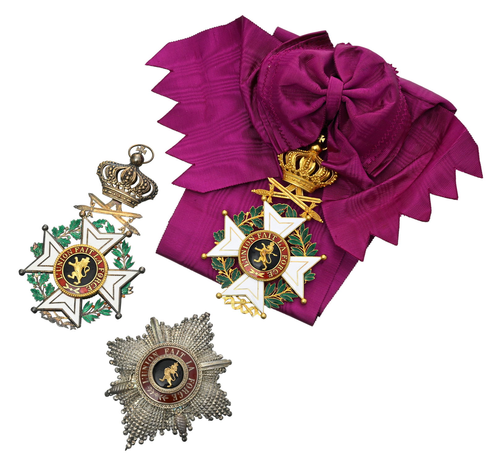 Royaume de Belgique, Ordre de Léopold, fondé en 1832, ensemble de Grand-Cordon à titr: Royaume de Belgique, Ordre de Léopold, fondé en 1832, ensemble de Grand-Cordon à titre militaire, plaque en argent et émail, diam. 8,4 cm, croix en vermeil et émail