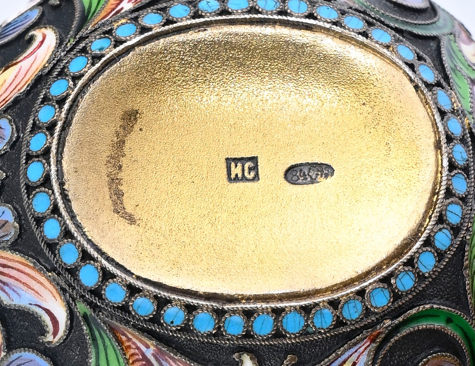 Petit kovsh en vermeil et émail cloisonné, Ivan Saltykov, Moscou 1899-1908, au décor  - 4