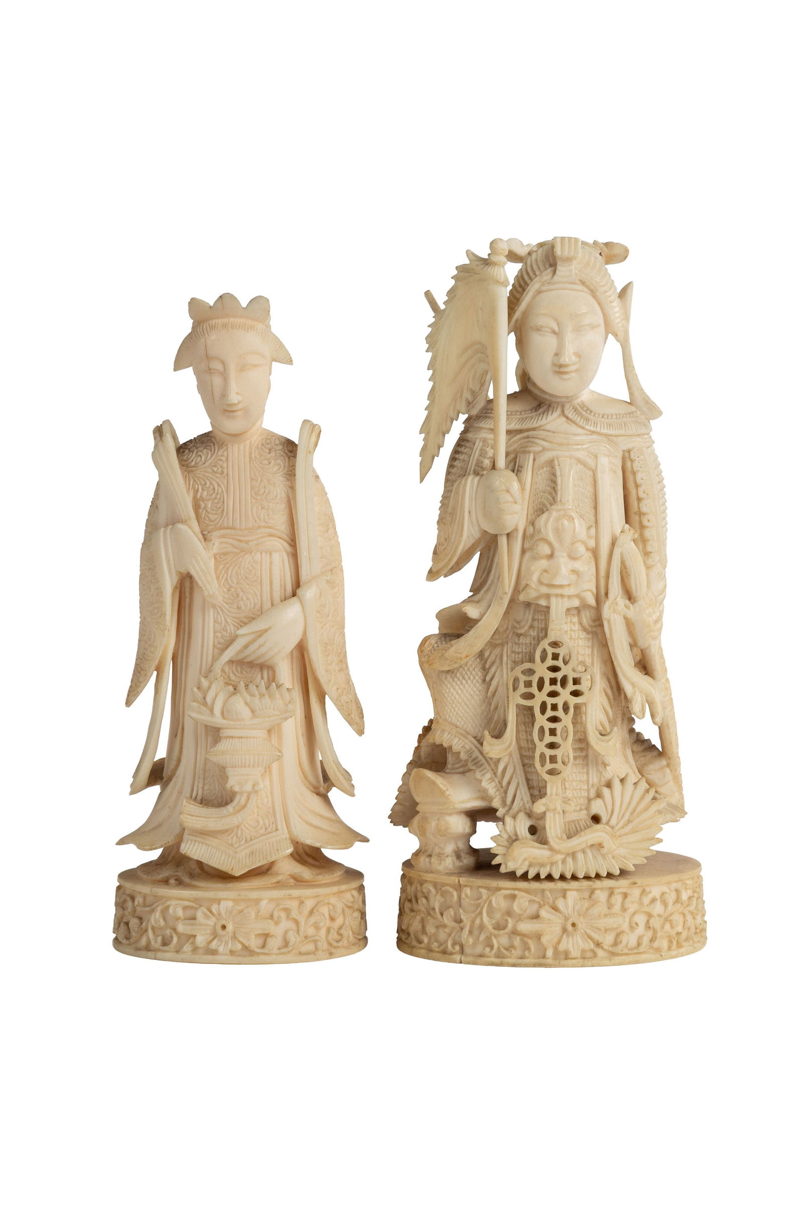 Jeu d'échec avec figures en ivoire et ivoire marin, complet, Chine, première moitié d - 2