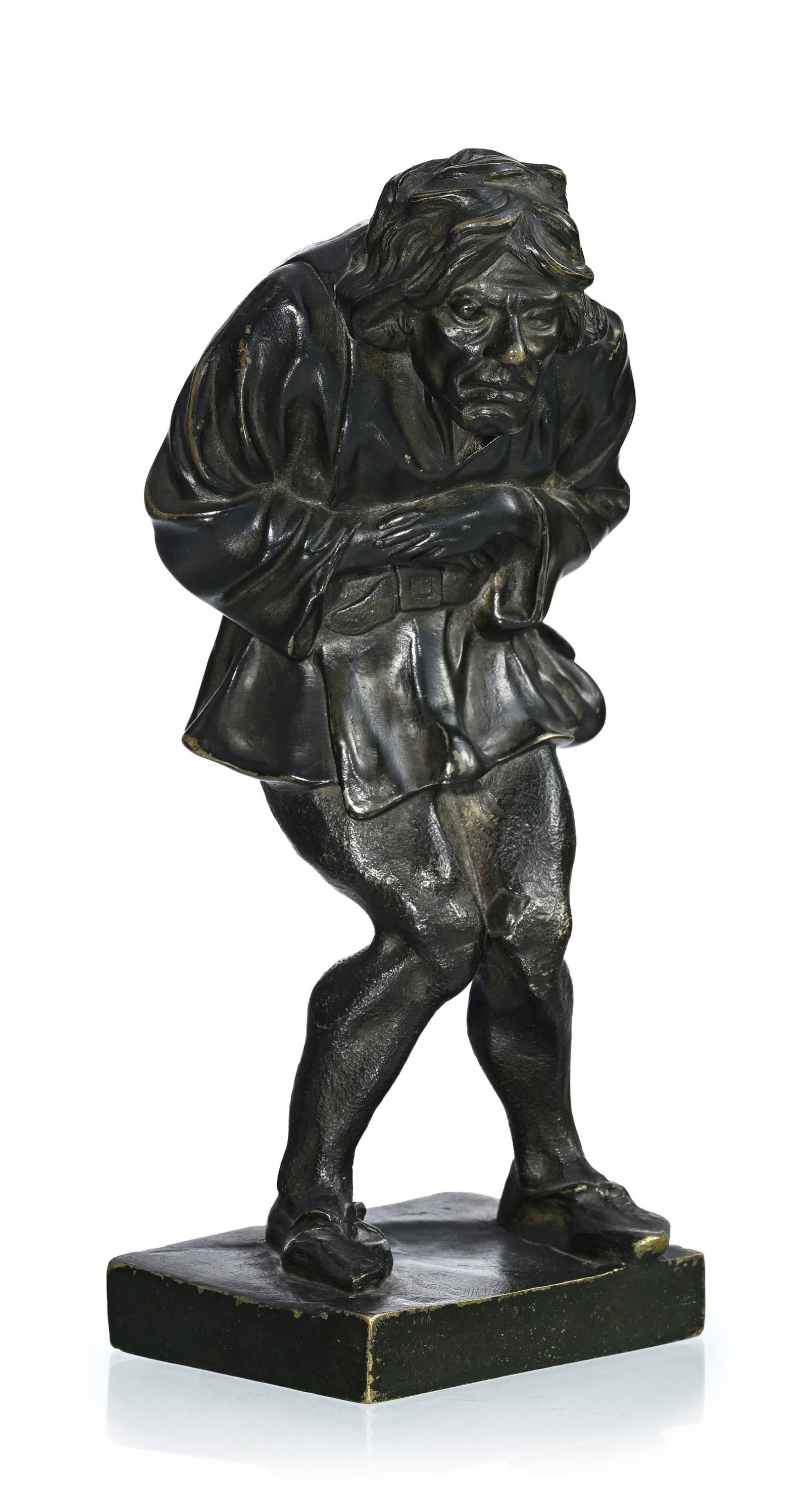 Quasimodo, bronze à patine verte, début XXe s., non signé, h. 33 cm: Quasimodo, bronze à patine verte, début XXe s., non signé, h. 33 cm ConditionPerte de patines aux saillants 