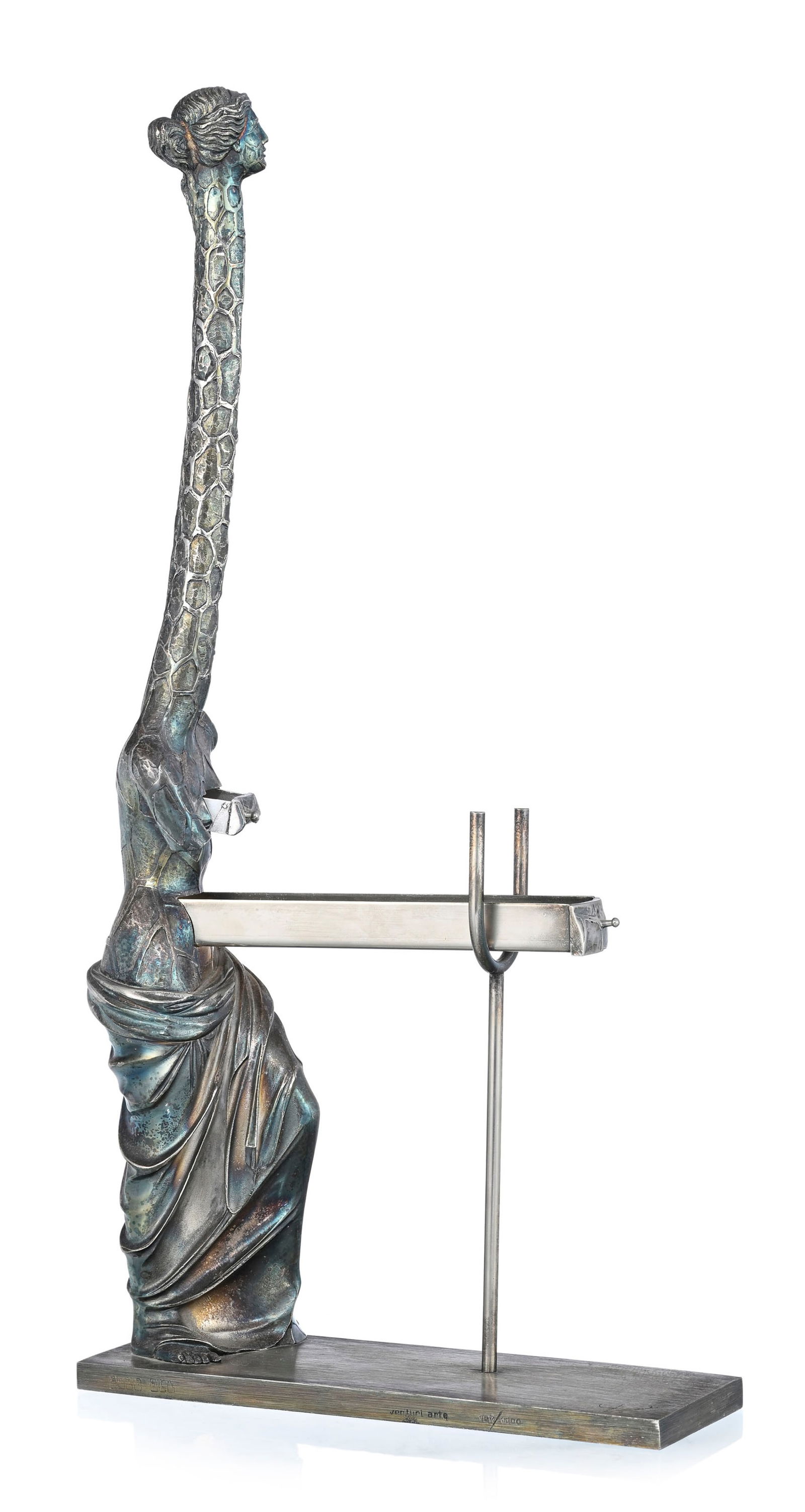 Salvador Dali (1904-1989), "Venus à la girafe", 1973, sculpture en bronze argenté, éd: Salvador Dali (1904-1989), "Venus à la girafe", 1973, sculpture en bronze argenté, éd. Euro Art, signée et numérotée 157/1000, cachet de fondeur Venturi Arte,