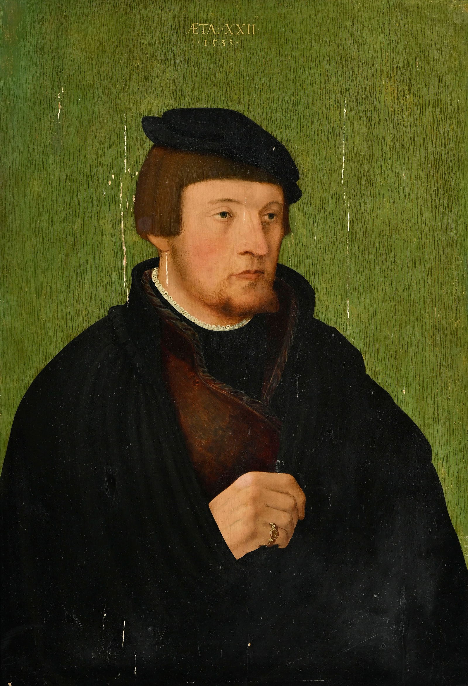 Ecole souabe du XVIe s., Portrait d'un homme en buste, 1533, huile sur panneau, datée et inscri: Ecole souabe du XVIe s., Portrait d'un homme en buste, 1533, huile sur panneau, datée et inscrit "AETA: XXII", 51x34,5 cm Provenance: Sotheby's, Londres, Vente Hereford Cathedral, 8 novembre