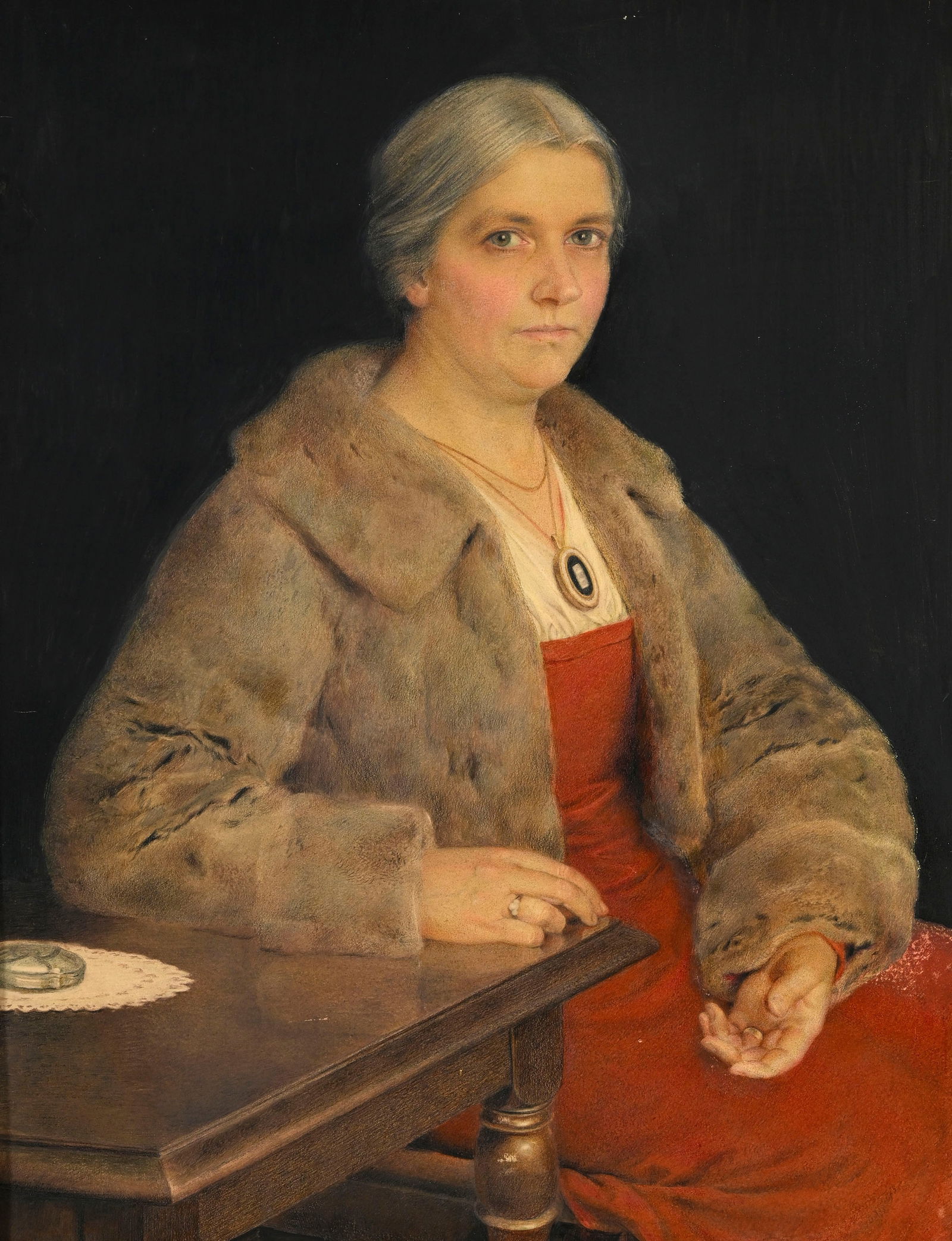 Louis Charles Rivier (1885-1963), "Portrait de Julie Rivier", 1940, crayons de couleurs sur carton m: Louis Charles Rivier (1885-1963), "Portrait de Julie Rivier", 1940, crayons de couleurs sur carton monté sur pavatex, signé et daté, 88,5x67 cm Cette œuvre figure dans