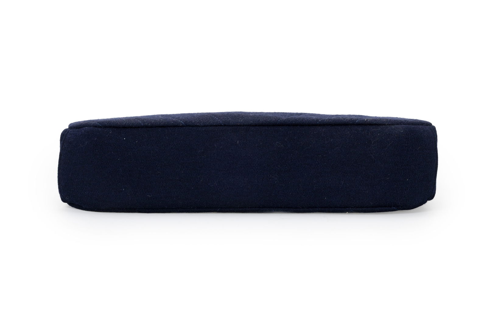 Chanel, sac Mademoiselle en jersey bleu marine matelassé à chevrons, années 1989-1991 - 3