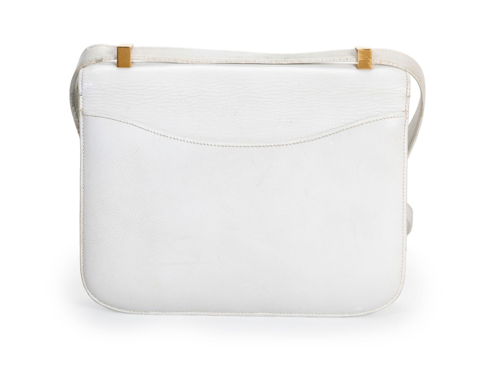 Hermès, sac Constance en cuir blanc, année 1975, bouclerie plaquée or, bandouliè - 2