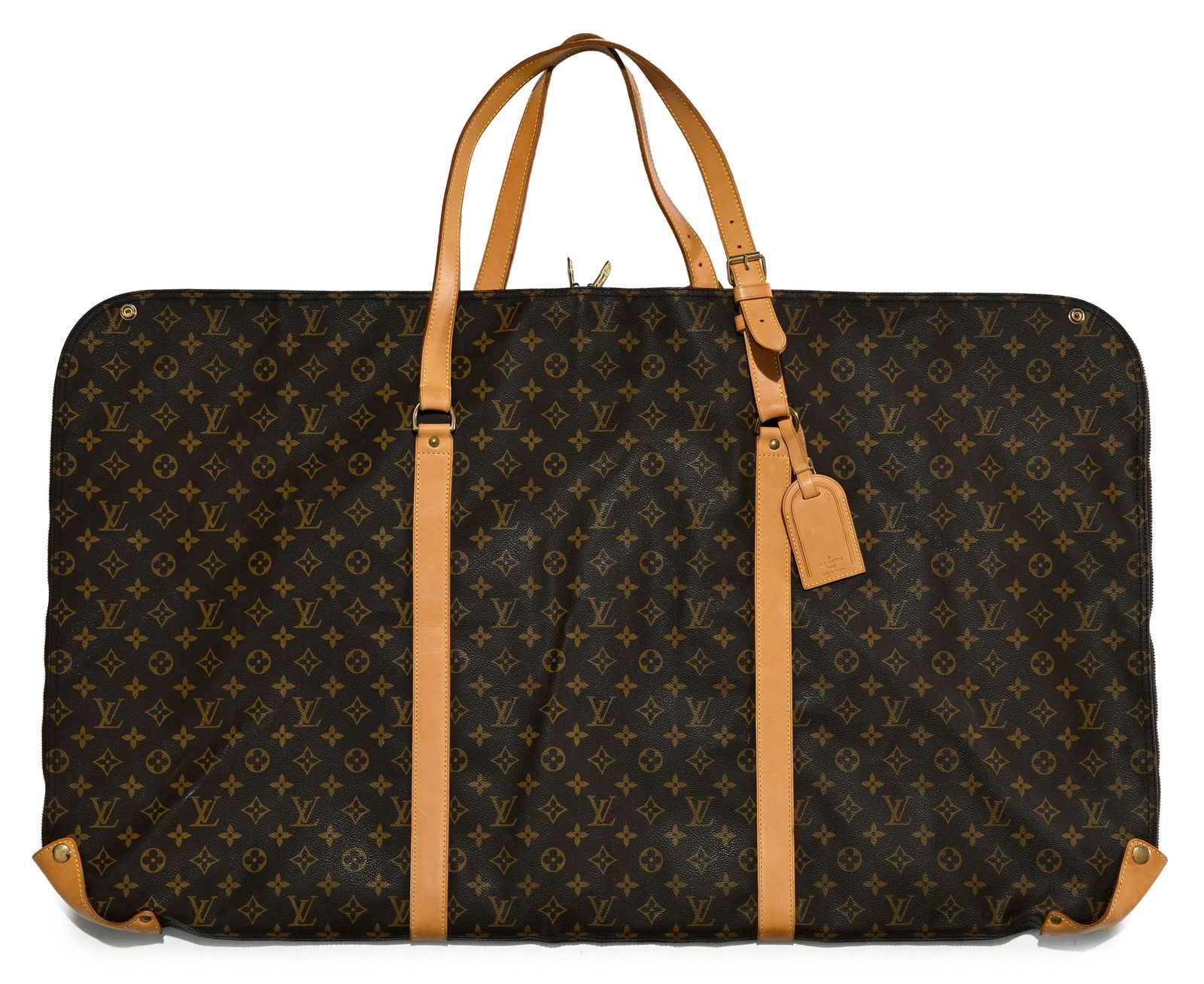 Louis Vuitton, porte habits et sac weekend Cabourg en toile enduite Monogram et cuir naturel, 106x90 (1 of 3)