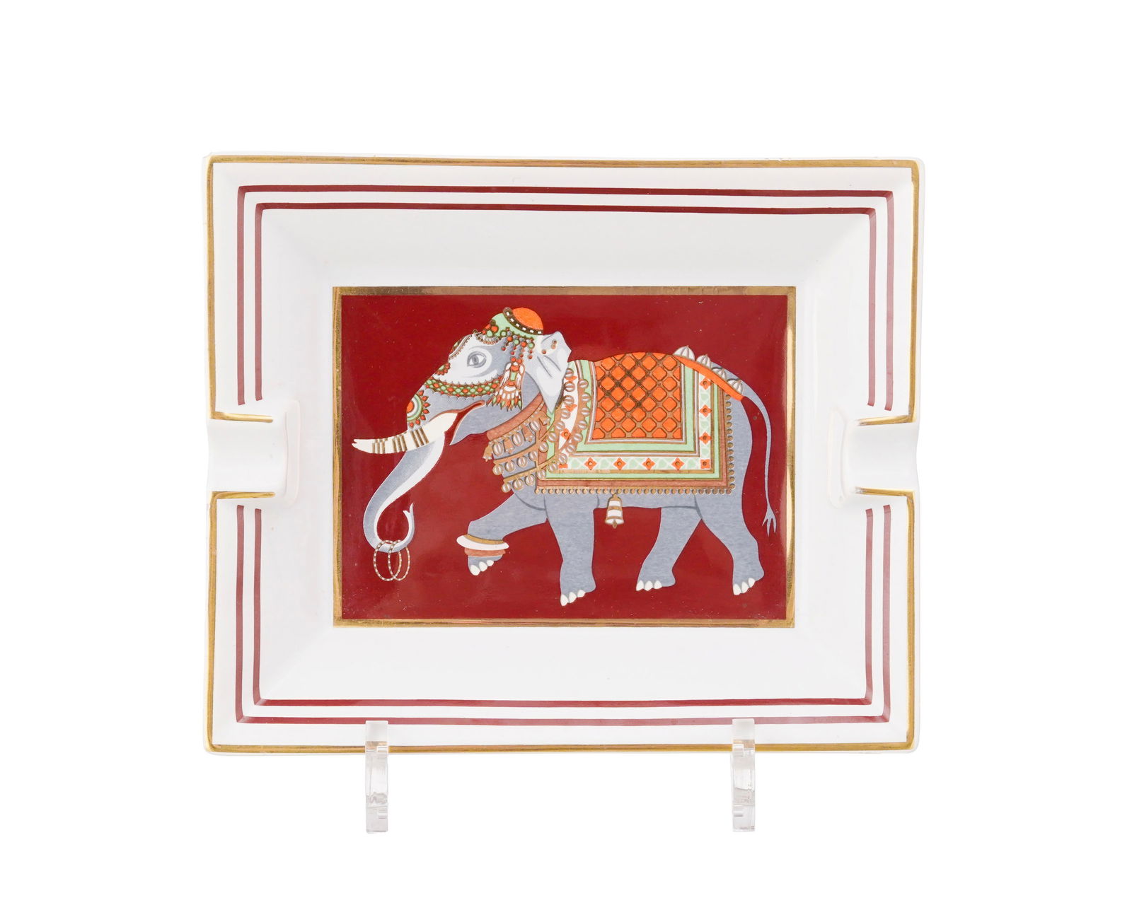 Vide-poche cendrier en porcelaine, Hermès, Paris, à décor d'éléphant indien: Vide-poche cendrier en porcelaine, Hermès, Paris, à décor d'éléphant indien, 19x16 cm