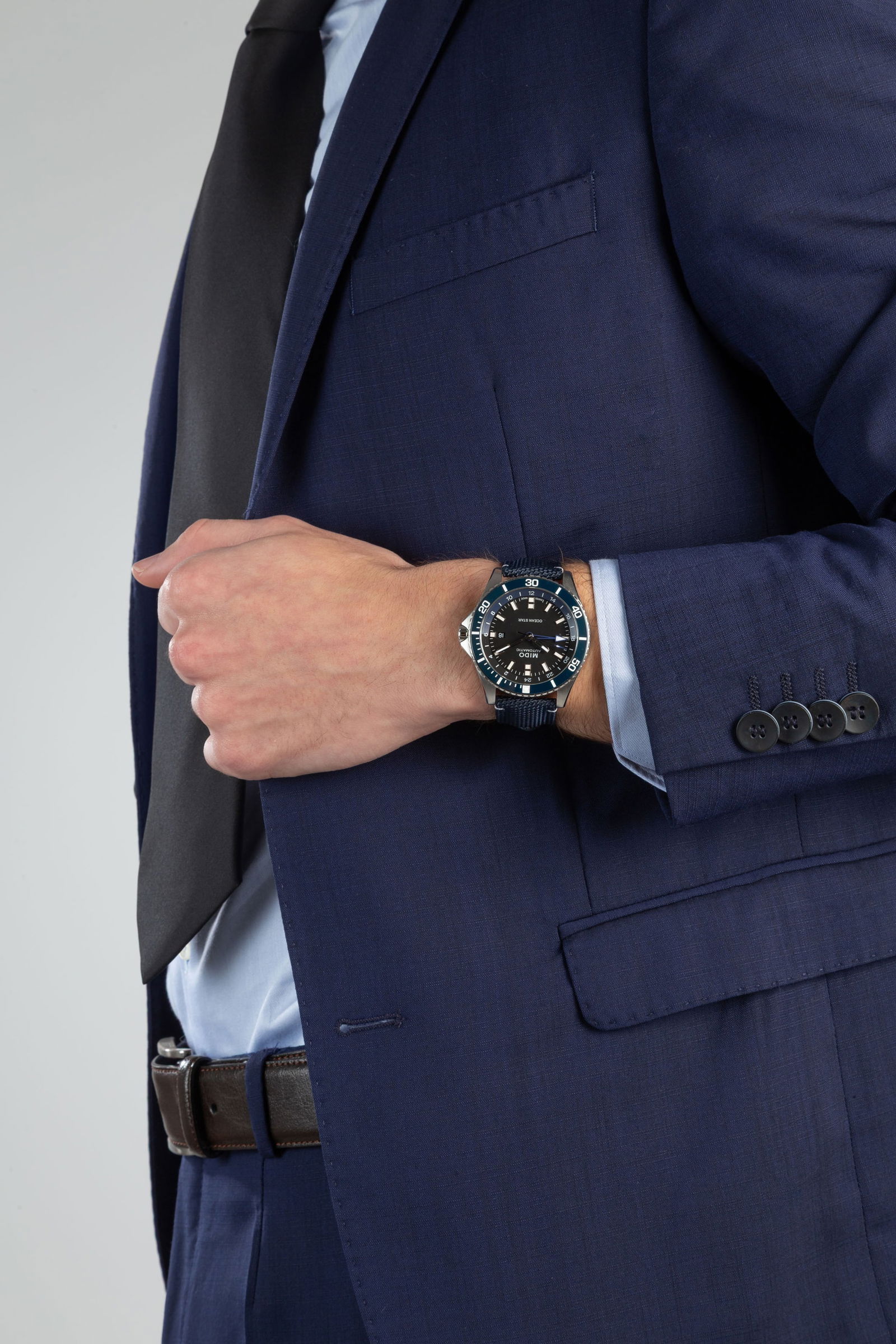 Mido, Ocean Star, réf. M026629A, montre en acier avec indication d'un deuxième fuseau hora - 4