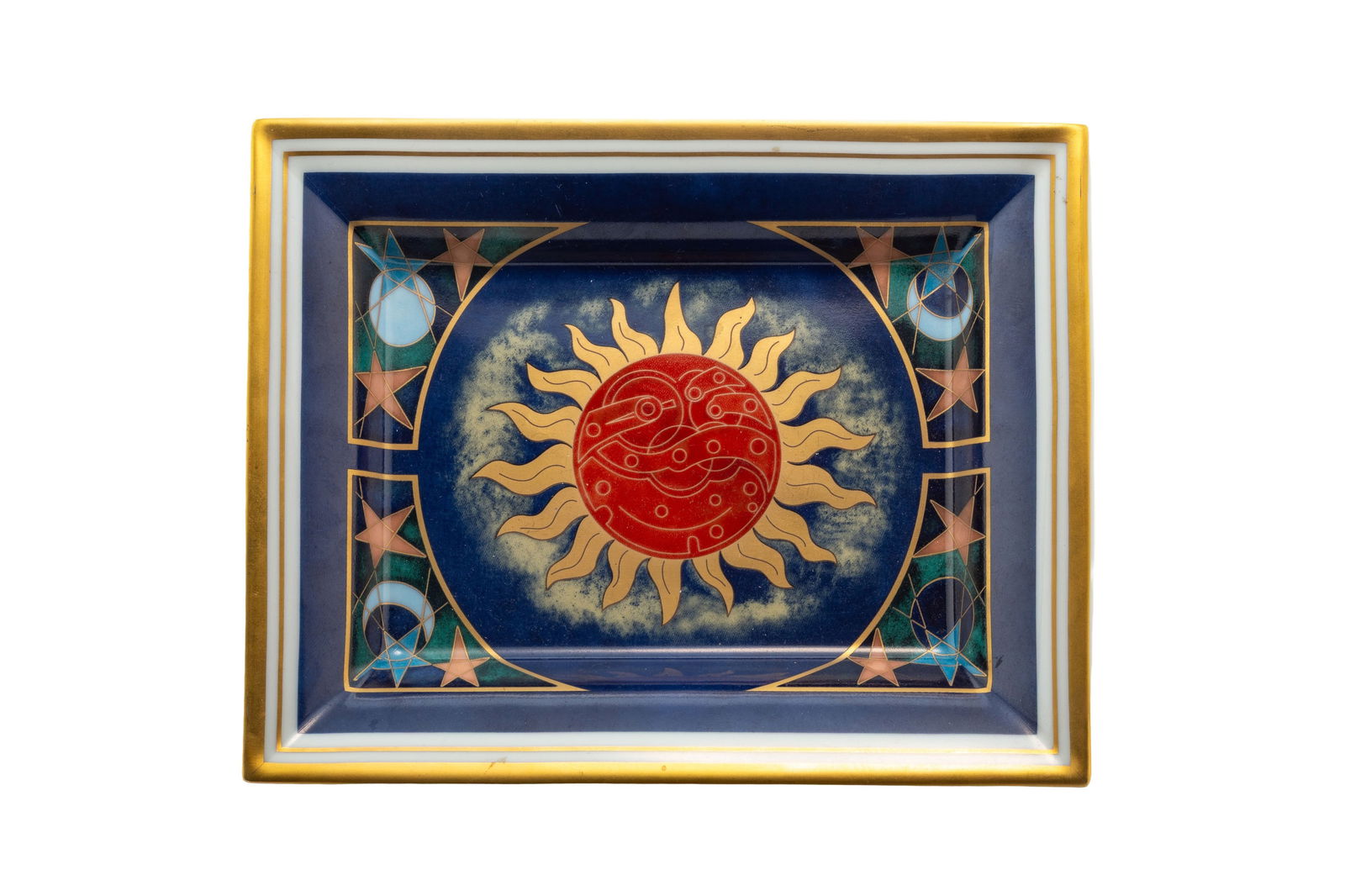 Patek Philippe, vide-poche en porcelaine de Limoges à décor imprimé reprenant les mot: Patek Philippe, vide-poche en porcelaine de Limoges à décor imprimé reprenant les motifs d'une pendulette dôme réalisée en 1989 pour commémorer le 150e anniversaire