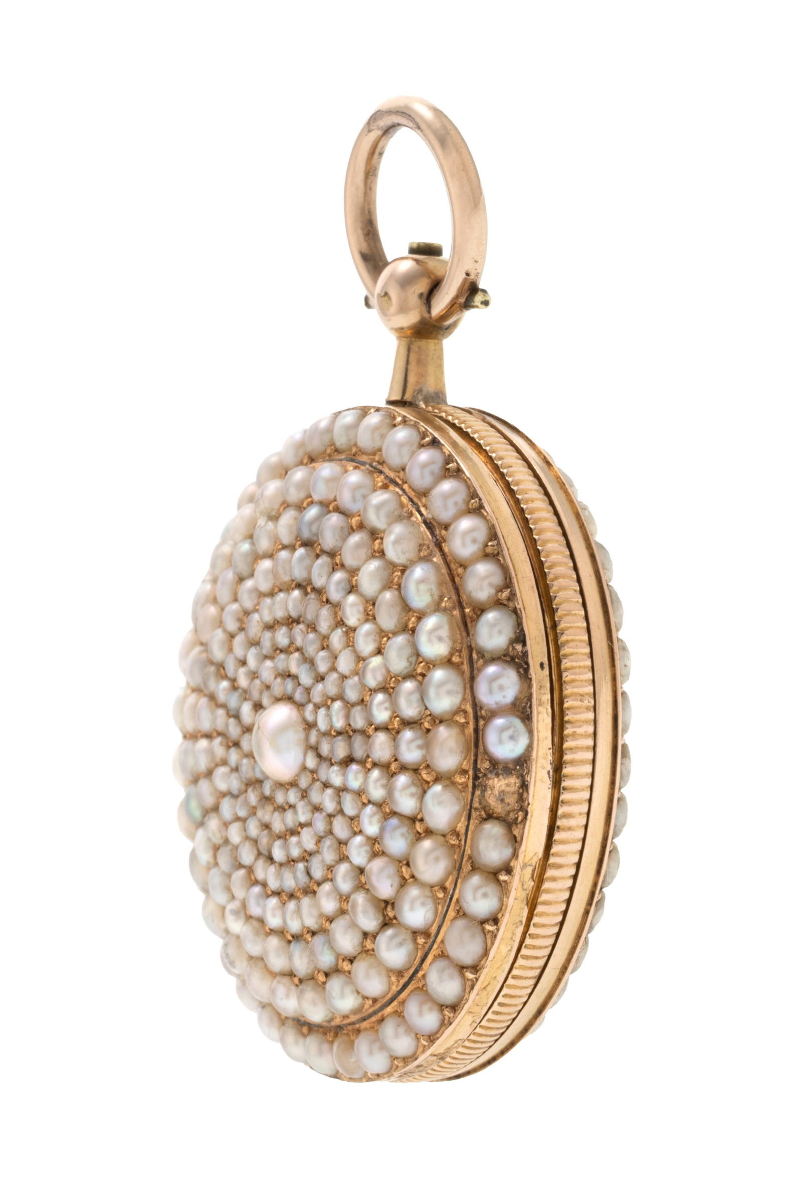 Montre de poche à coq en or entièrement ornée de demi perle en chute, début XIXe - 3