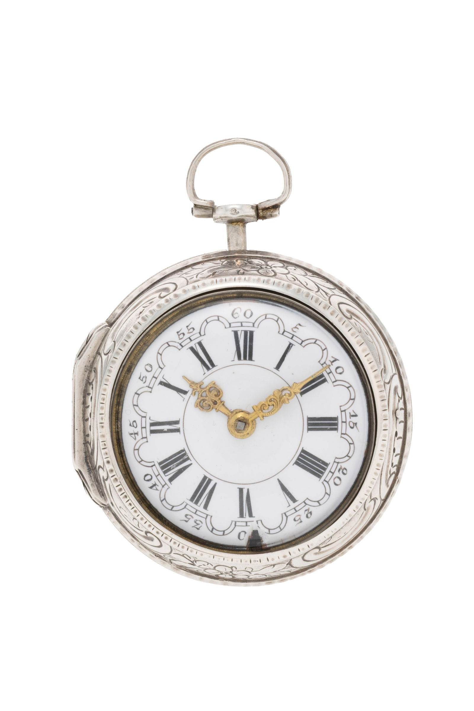 John Wilter London, montre de poche à coq en argent avec boîtier de protection en argent r: John Wilter London, montre de poche à coq en argent avec boîtier de protection en argent repoussé décoré d'une scène, XVIIIe s. Mouvement: mécanique Boîtier: n&