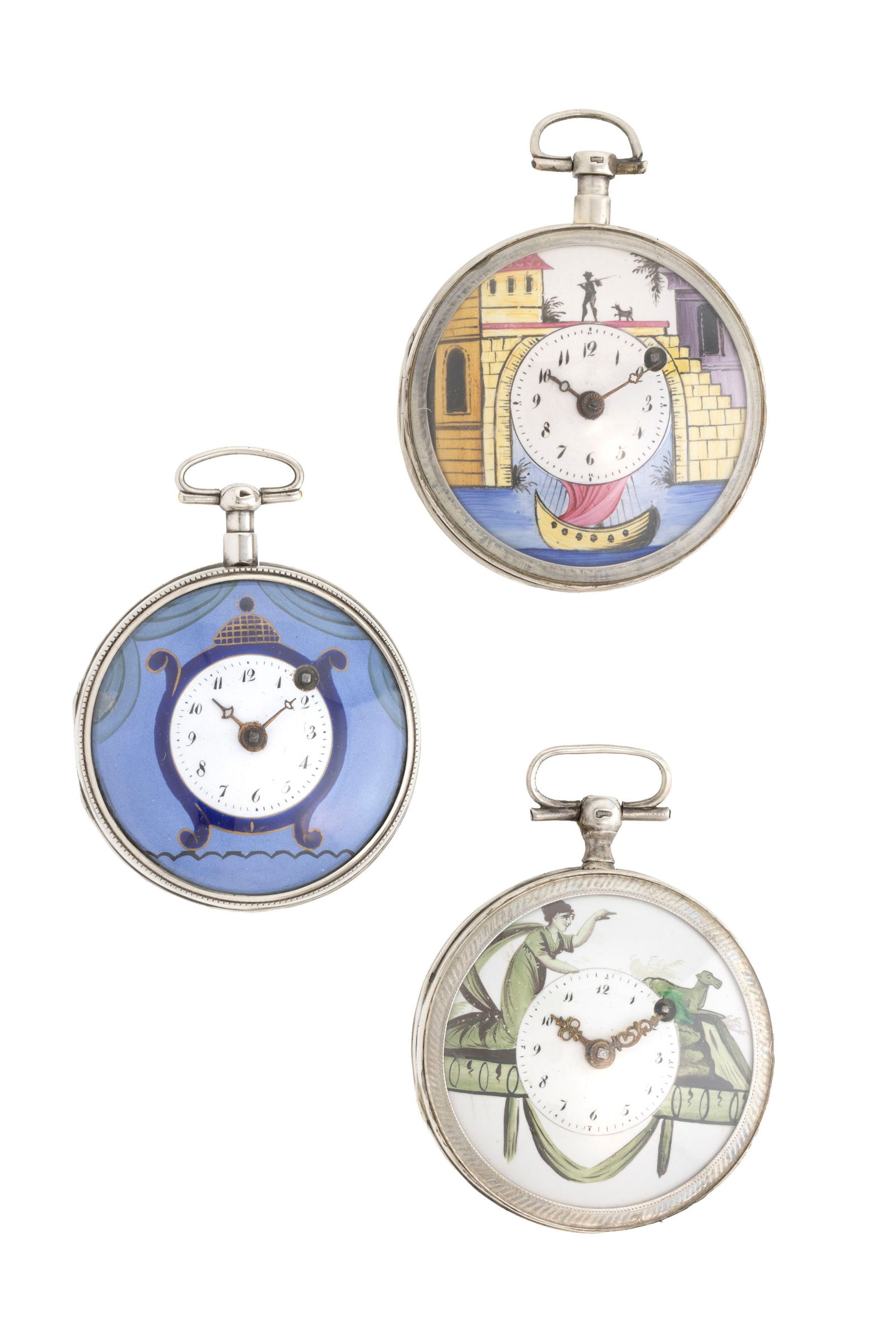 Lot de 3 montres de poche à coq en argent avec les cadrans ornés de peintures, début : Lot de 3 montres de poche à coq en argent avec les cadrans ornés de peintures, début XIXe s. Mouvements: mécanique Boîtier: diam. 49, 52 et 53 mm 2 mouvements portants des