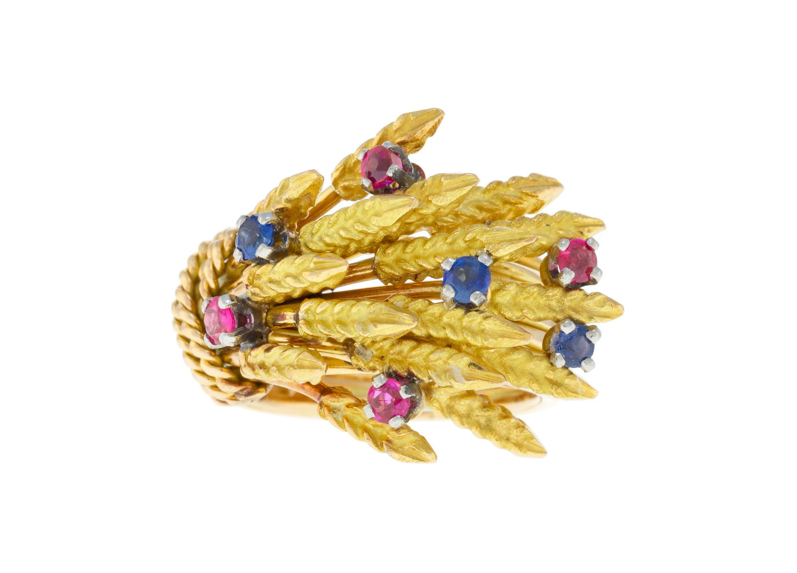Bague années 1940-50 formant une gerbe d'épis de blé parsemés de saphirs roses e: Bague années 1940-50 formant une gerbe d'épis de blé parsemés de saphirs roses et bleus taille rond brillant, doigt 45-5, 9g ConditionMonture: Bon état de conservation