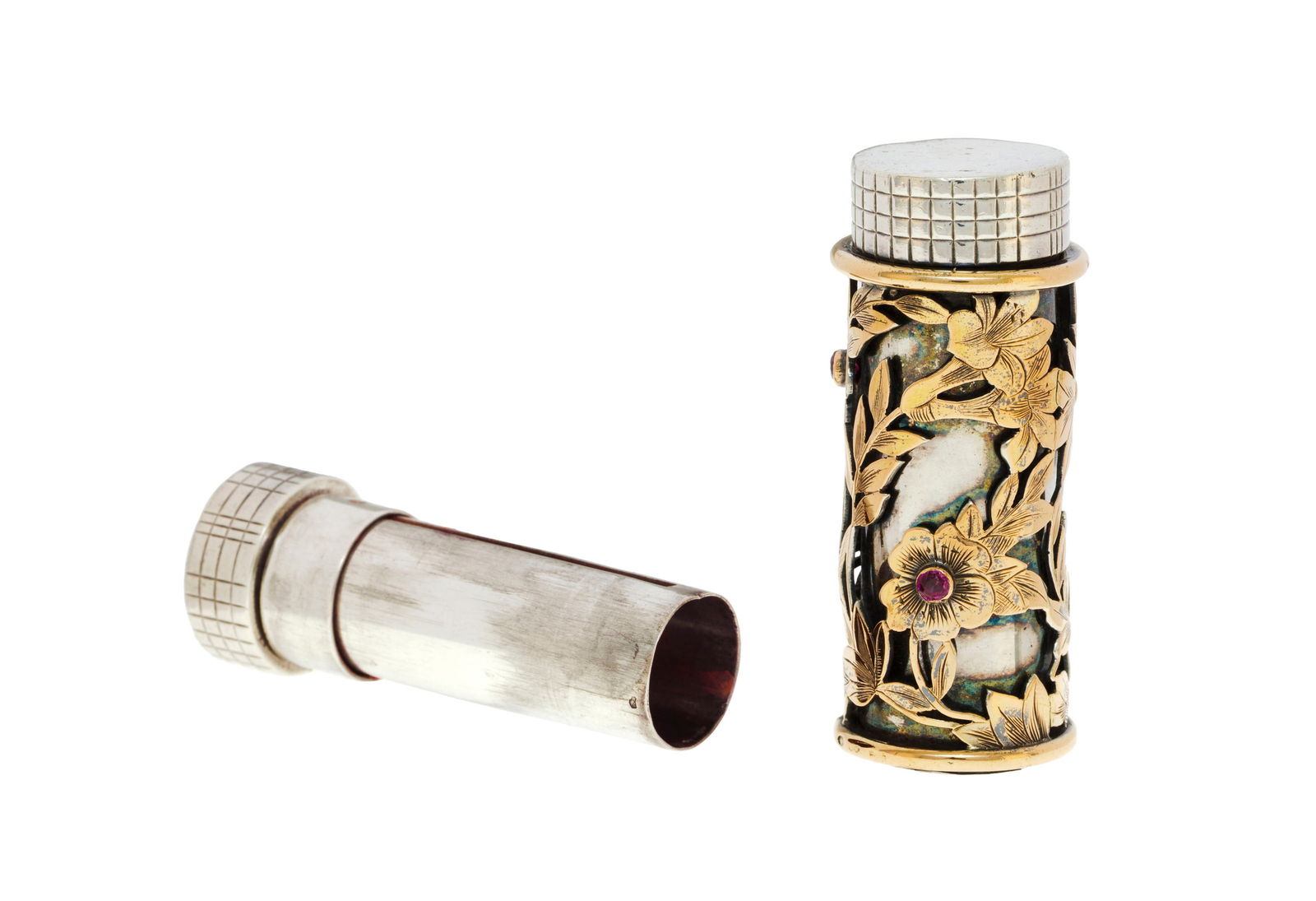 Boucheron, étui à rouge à lèvres argent et or ajourés à décor v&# - 2