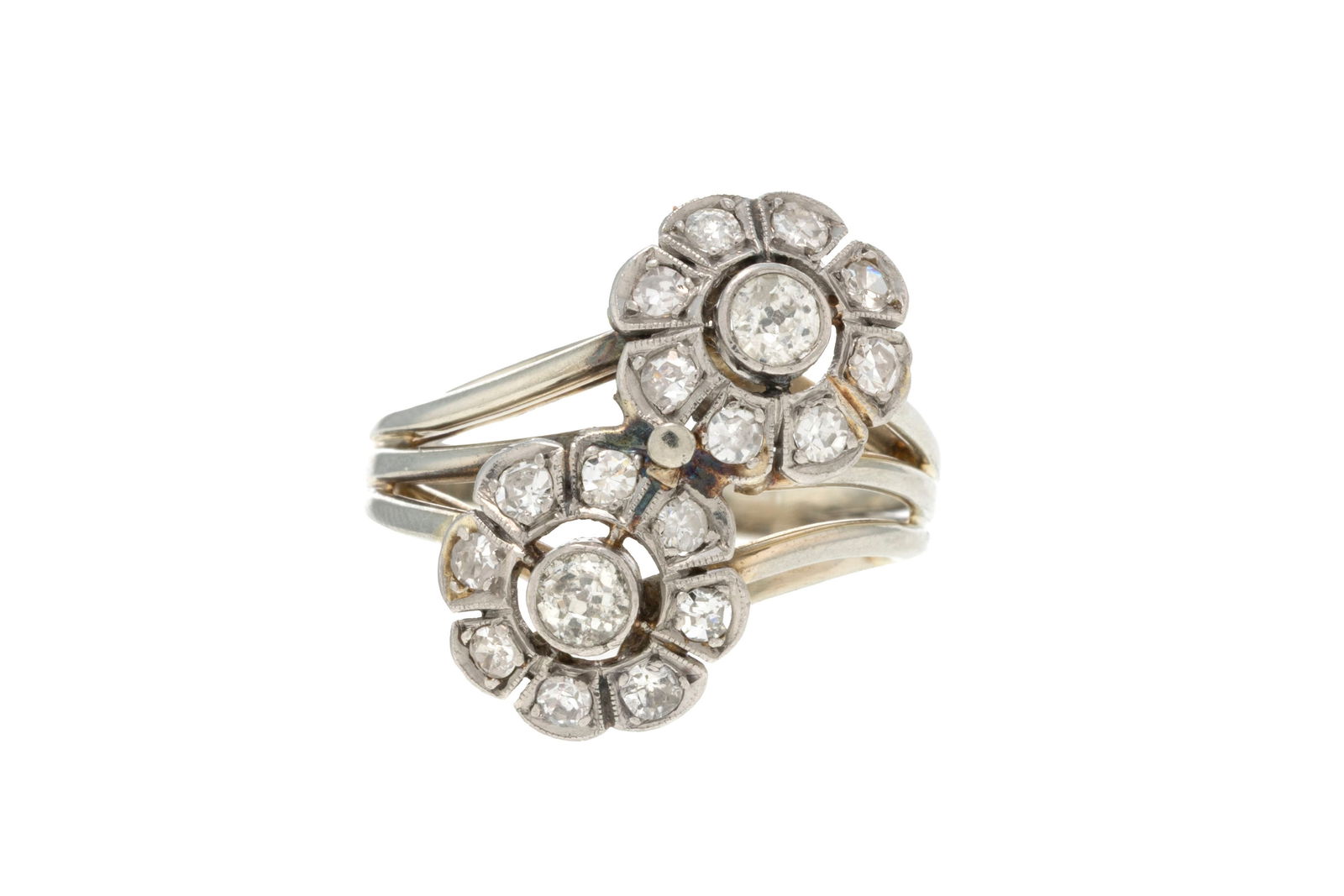 Bague or gris 750 ornée de deux fleurs serties de diamants taille ancienne et 8/8, doigt 59-19, (1 of 5)