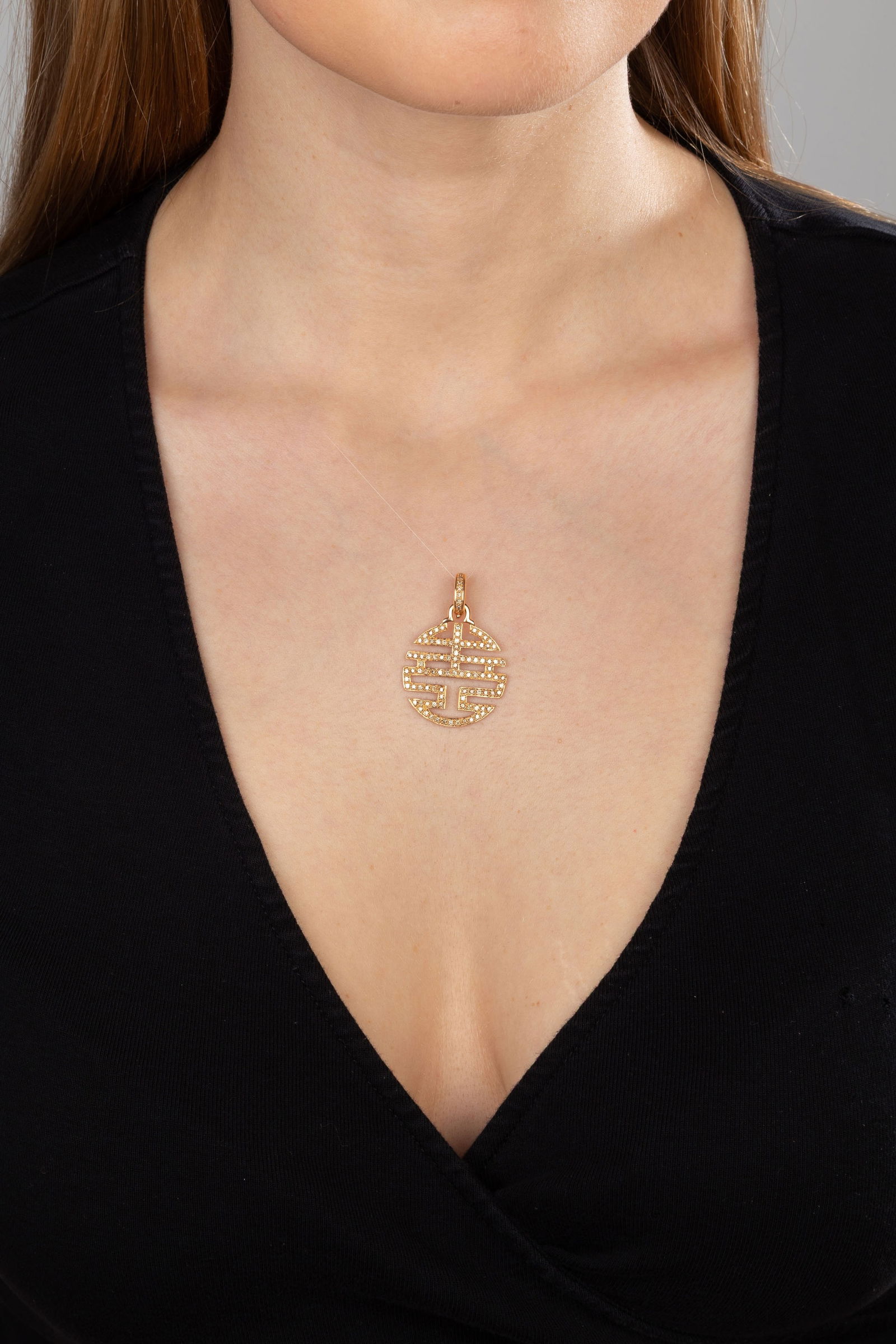 Mimi, pendentif or rose 750 ajouré stylisant le caractère Chinois Shou (longévité - 4