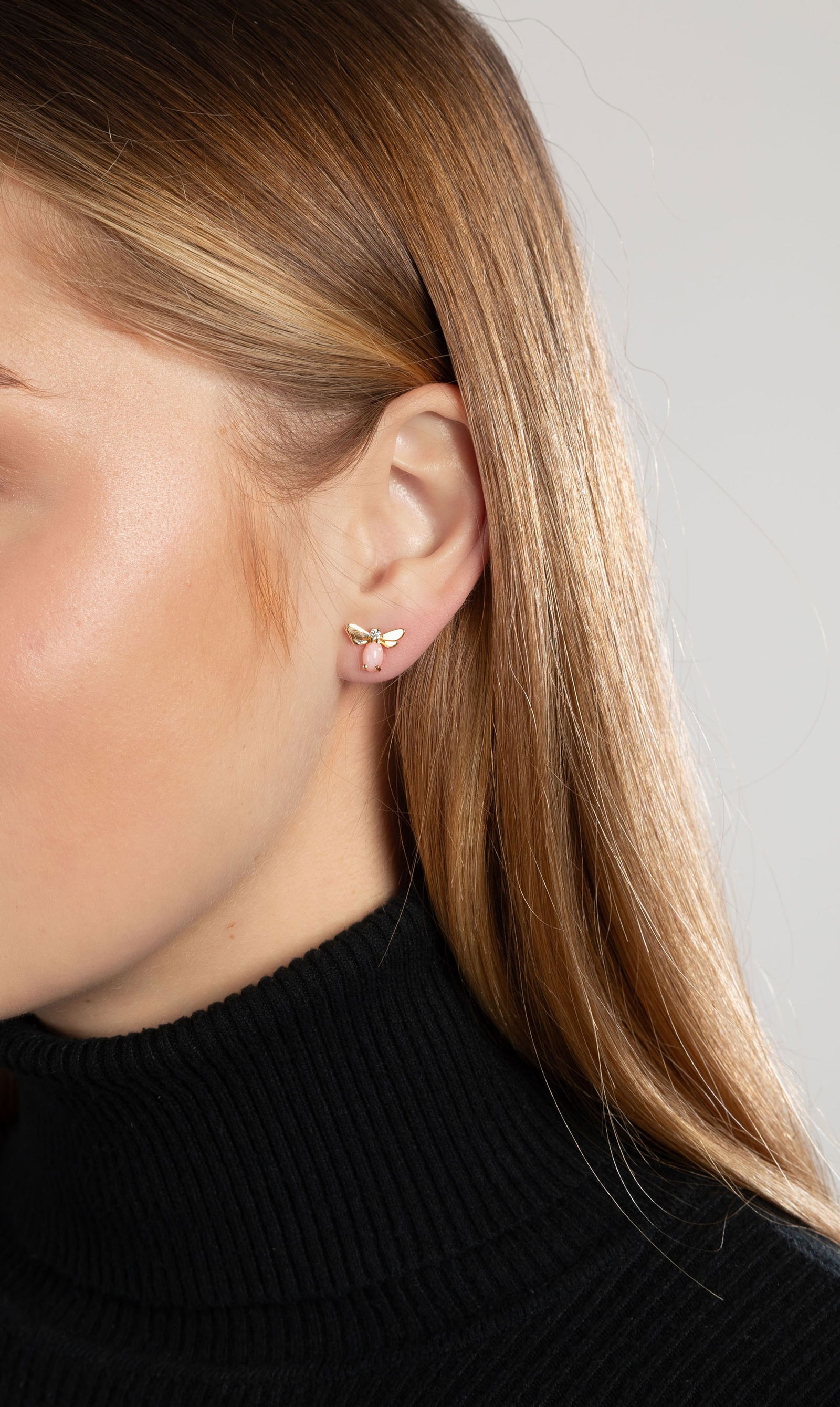 Chaumet, Attrape-moi, paire de clous d'oreilles or rose 750 figurant une mouche et une araignée - 5