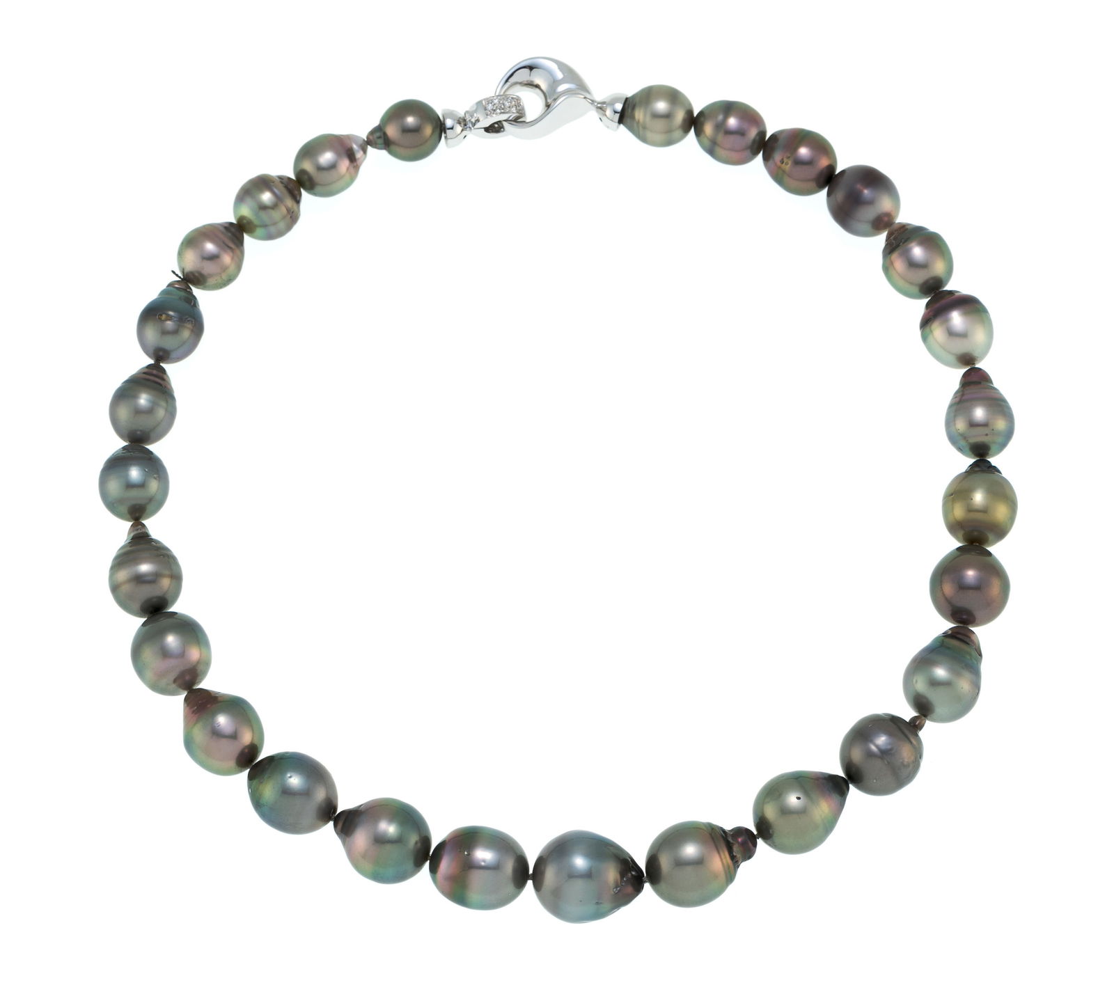 Bucherer, collier 1 rang de perles de culture baroques de Tahiti (diam. 11.4 - 15.8 mm), fermoir en : Bucherer, collier 1 rang de perles de culture baroques de Tahiti (diam. 11.4 - 15.8 mm), fermoir en or gris 750 serti de diamants taille brillant, long. 47 cm Condition Très bon état de cons