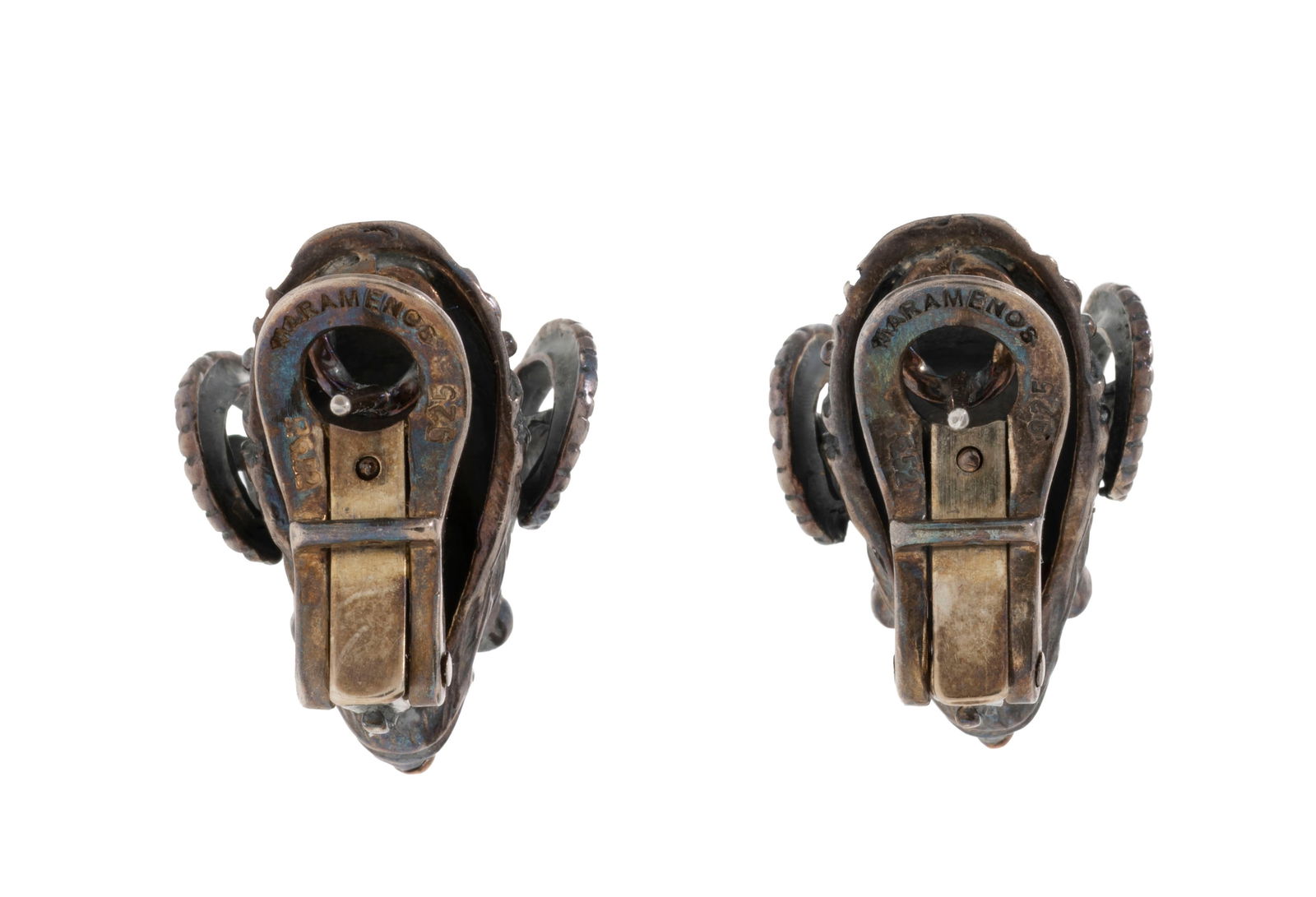 Maramenos&Pateras, paire de boucles d'oreilles béliers argent et or 750, les yeux sertis de rub - 3