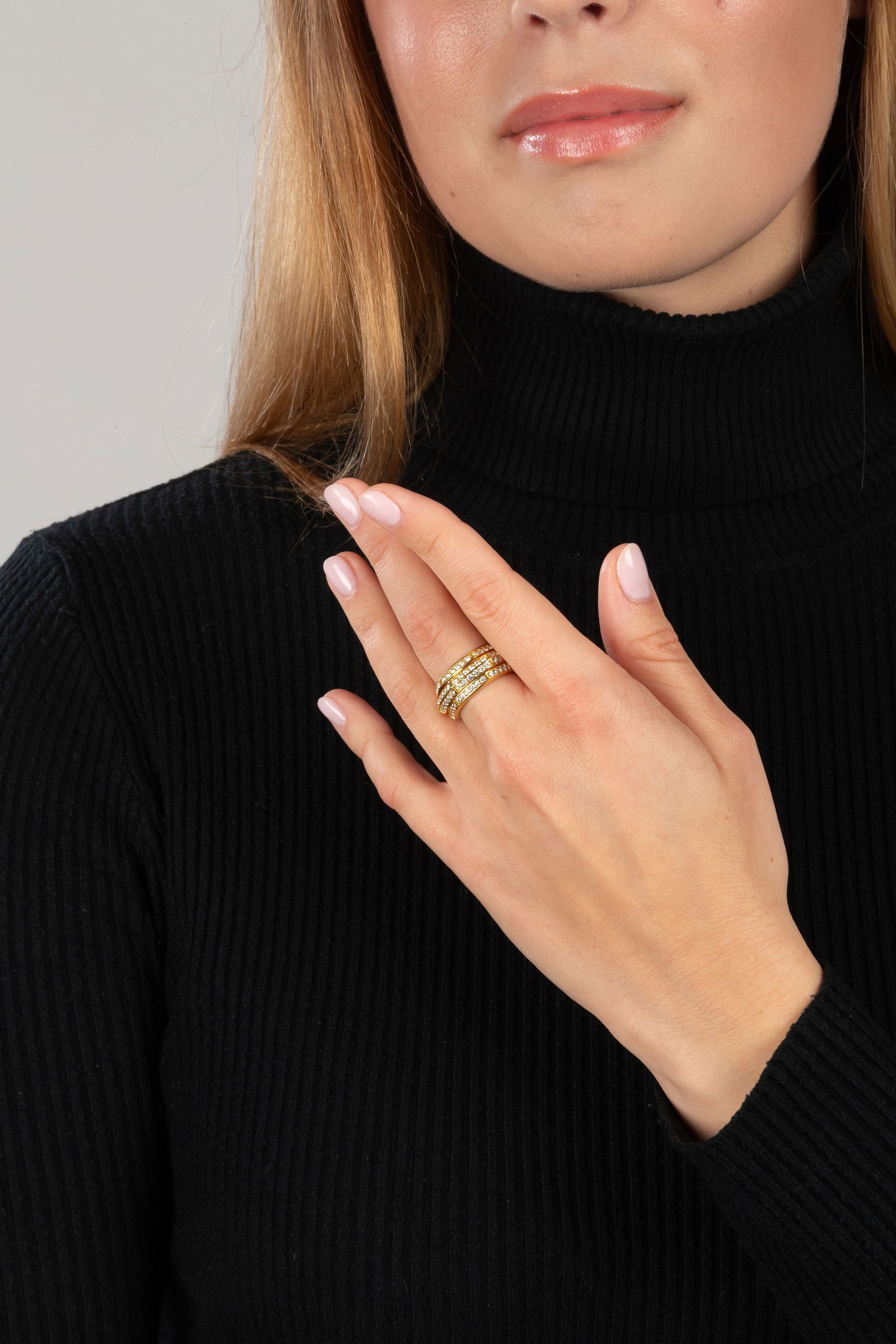 Piaget, Possession, bague or 750 pavée de diamants taille brillant, signée, numérot&# - 3