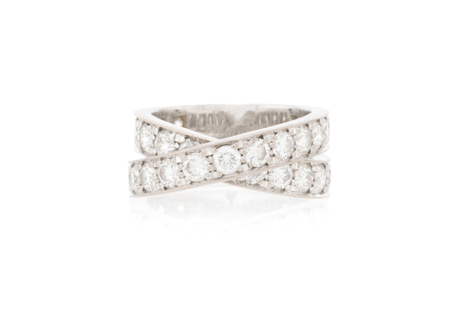 Cartier, bague croisée or gris 750 sertie de deux lignes de diamants taille brillant, signé (1 of 4)