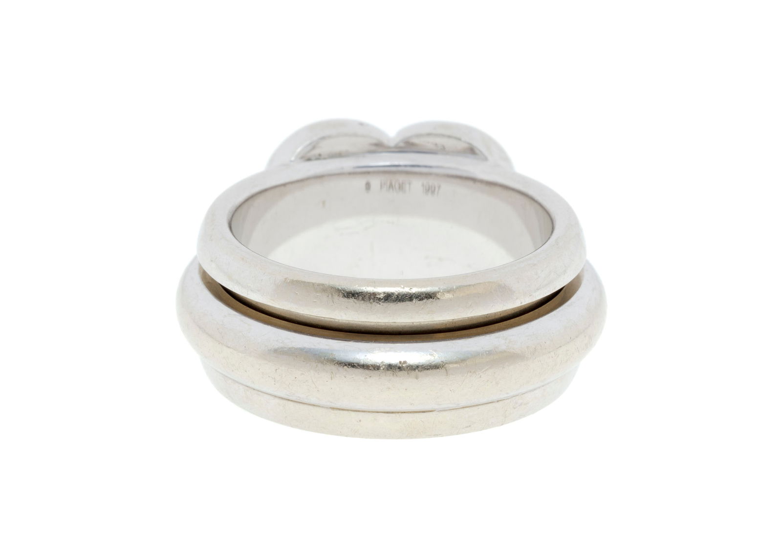 Piaget, Possession, bague cœur or gris 750 formée d'un anneau mobile serti d'un diamant ta - 4