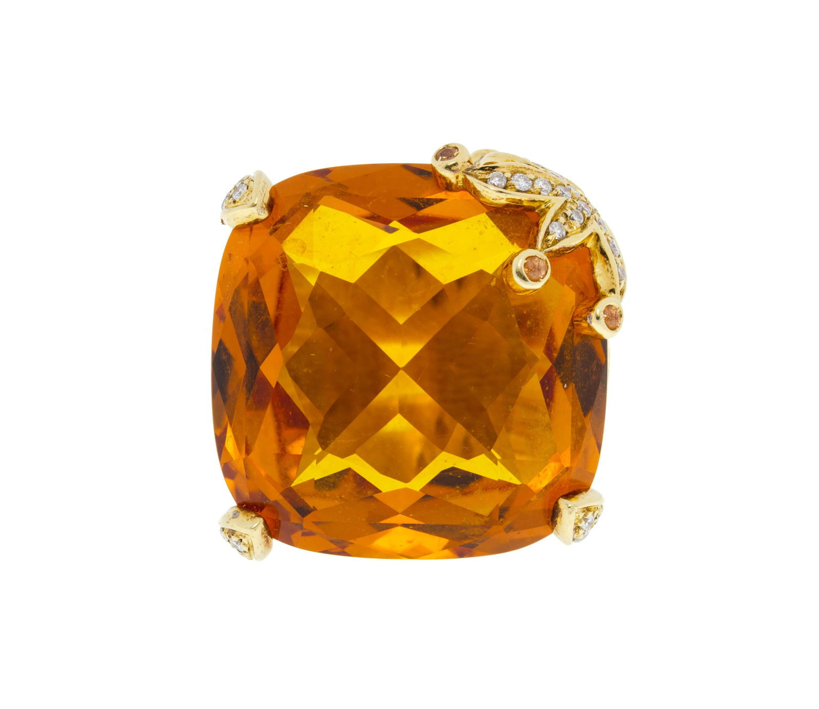 Bague or 750 à motif de vagues ajourées serties de saphirs oranges et de diamants taille b: Bague or 750 à motif de vagues ajourées serties de saphirs oranges et de diamants taille brillant enserrant une citrine taillée en coussin, doigt 57-17, 31g ConditionMonture: Bon