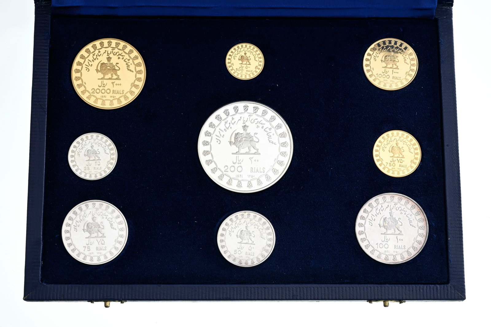 Royaume d'Iran, Mohammad Reza Pahlavi (1941-1979), "Empire Perse - 2.500 ans de la monarchie iranien - 3