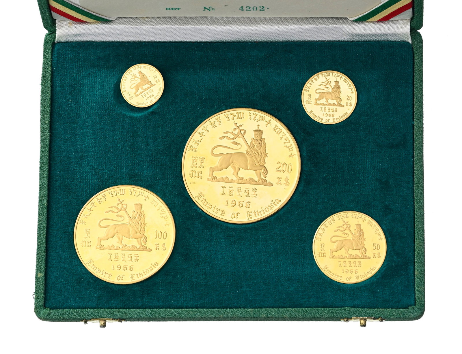 Empire d'Éthiopie, Coffret - série complète de cinq monnaies en or 900 (200 $, 100 $, - 4