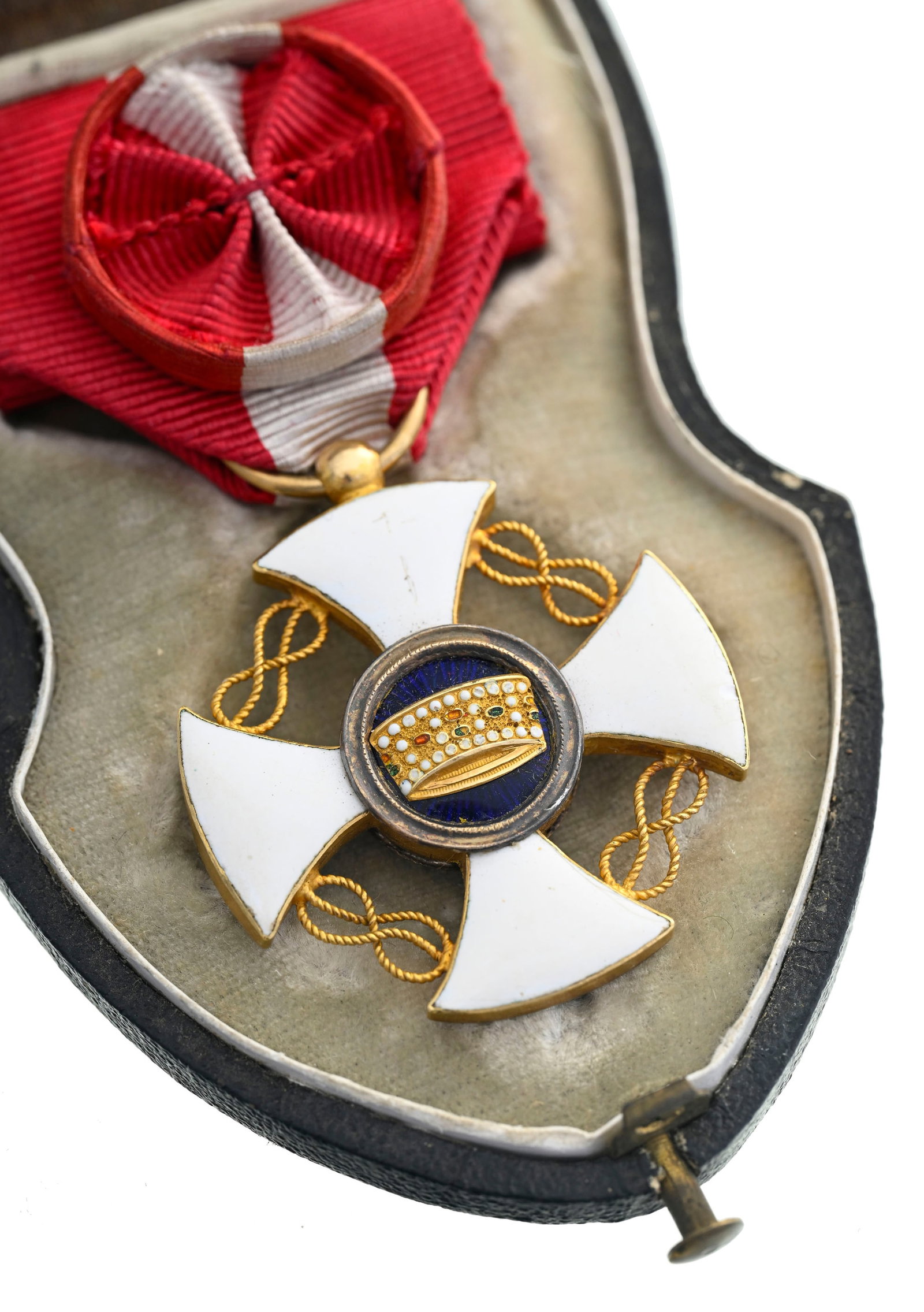 Royaume d'Italie, Ordre de la Couronne, fondé en 1868, croix d'Officier en or, vermeil et é - 5