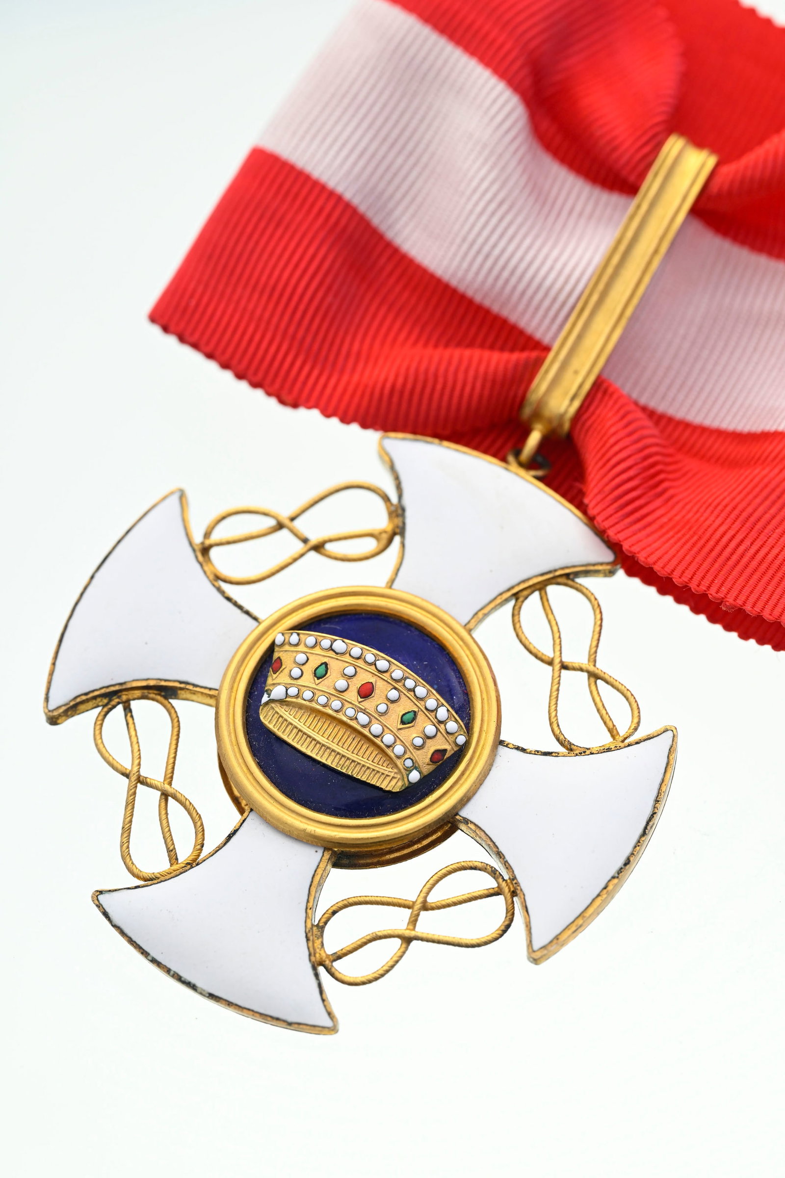 Royaume d'Italie, Ordre de la Couronne, fondé en 1868, croix de Commandeur en vermeil et é - 2