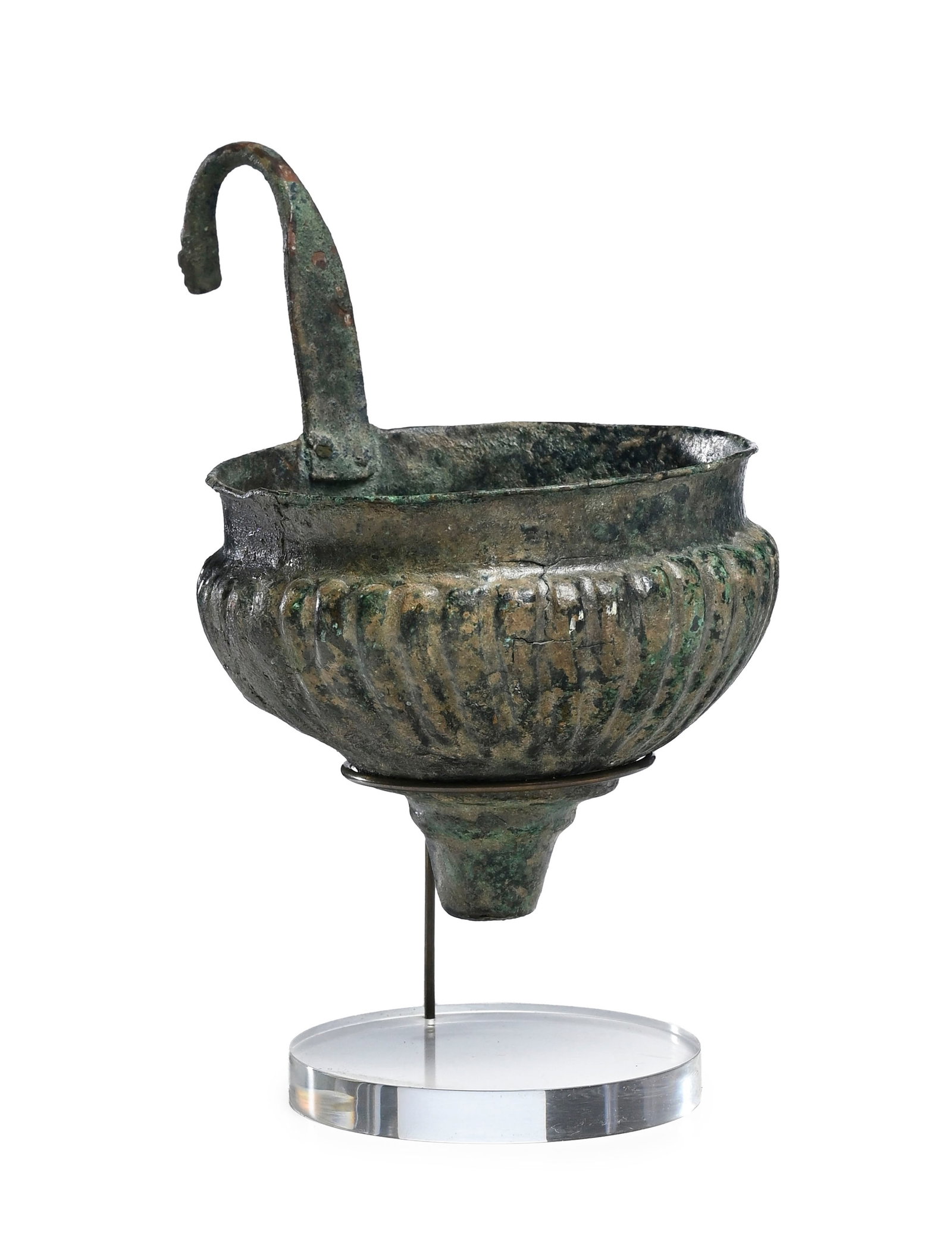Passoire en bronze (probablement à vin), Luristan, 1000 - 750 av. J.-C., anse rivetée term - 2