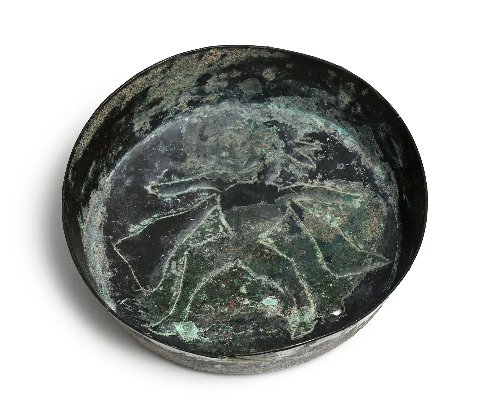 Coupe à fond plat en bronze, Luristan, fin IIe - début Ier millénaire av. J.-C., d - 2