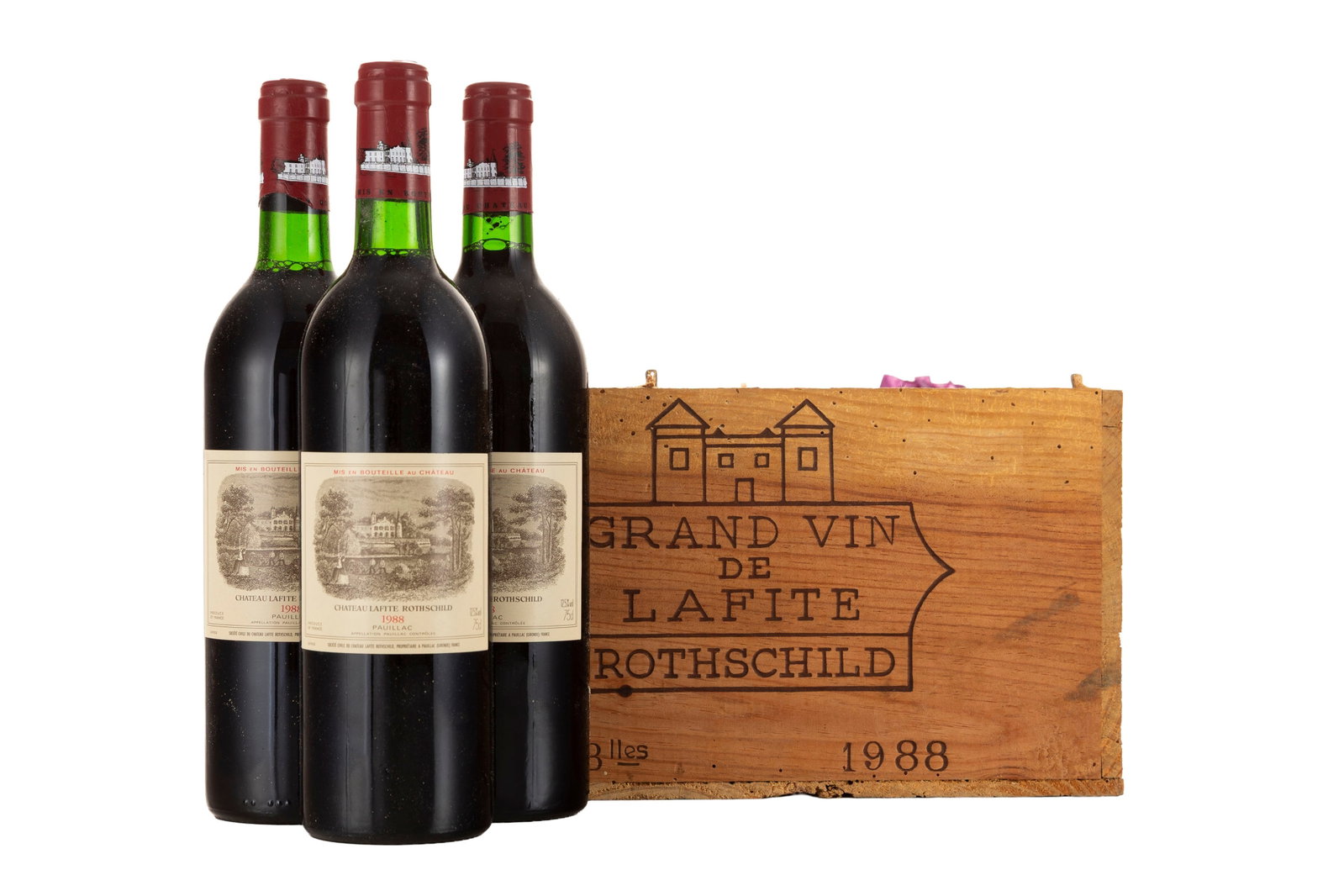 Ch. Lafite Rothschild, 1988, Pauillac, 1er grand cru classé, 12 bts, CBO: Ch. Lafite Rothschild, 1988, Pauillac, 1er grand cru classé, 12 bts, CBO Condition absence de couvercle de la caisse niveau très légèrement bas et haut épaule
