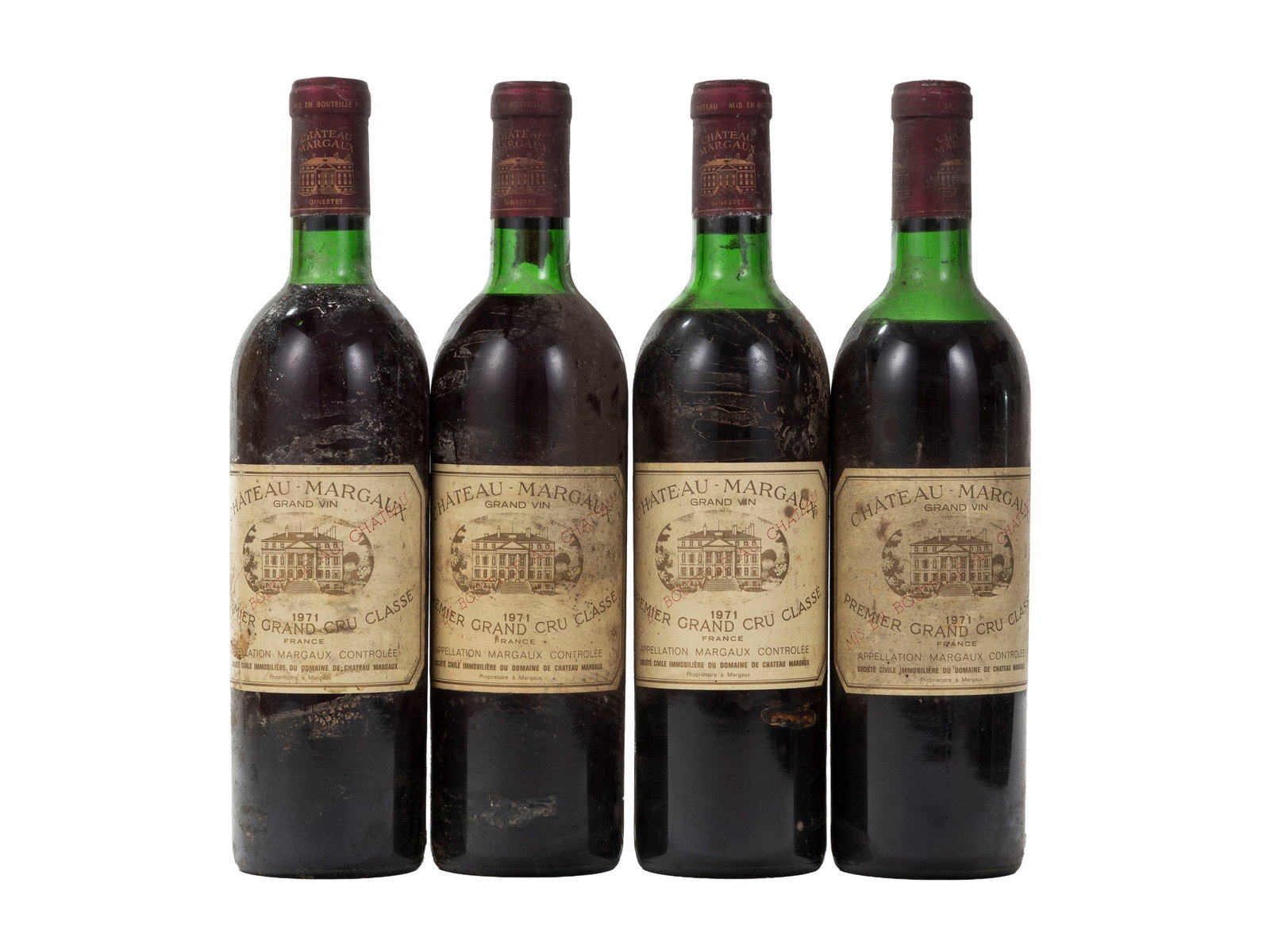 Ch. Margaux, 1971, Margaux, 1er grand cru classé, 4 bts: Ch. Margaux, 1971, Margaux, 1er grand cru classé, 4 bts Condition niveau: très légèrement bas à bas épaule salissures, jaunissement et rousseurs sur les étiquette